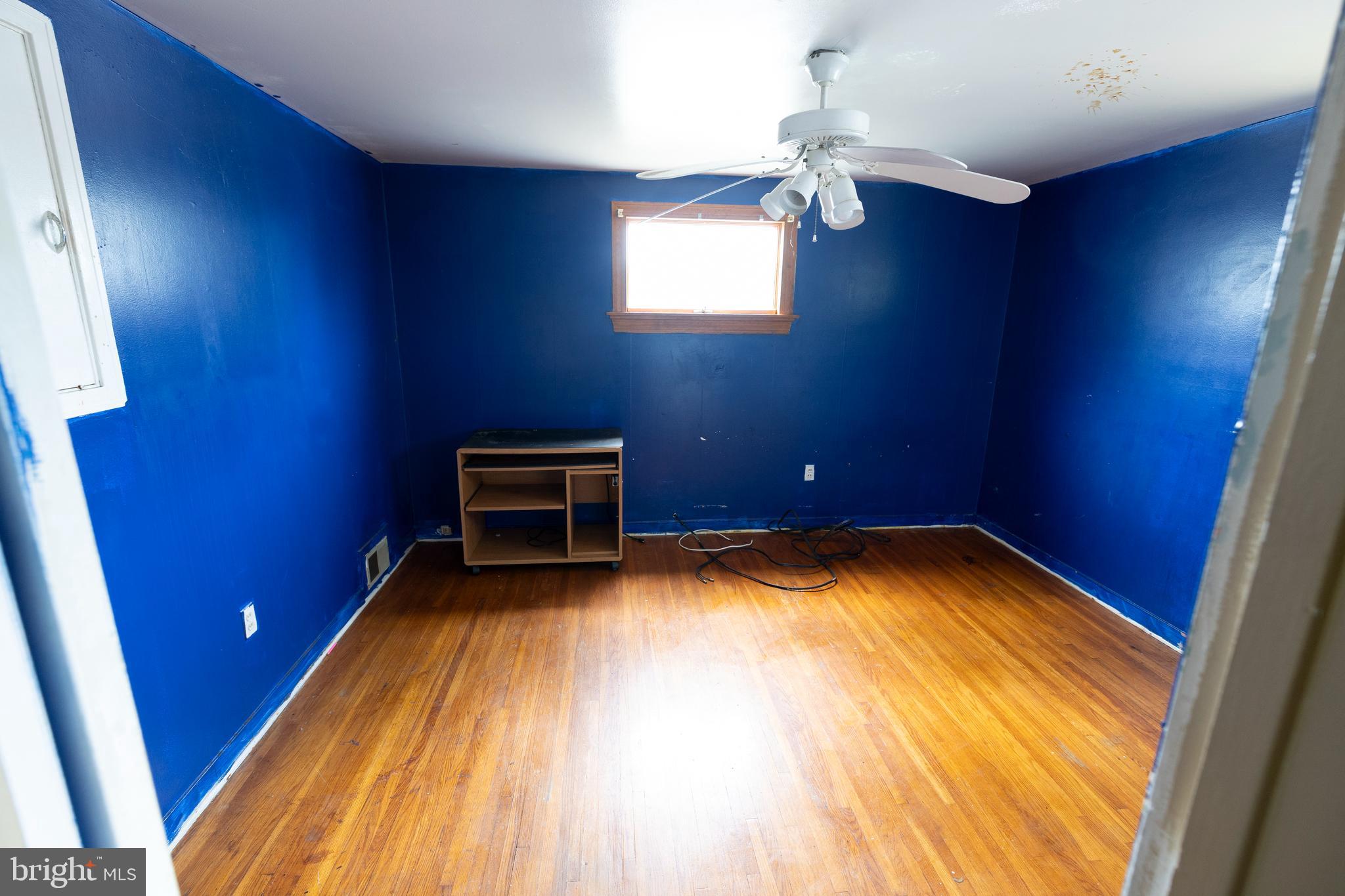 KERBY HILL - Residential