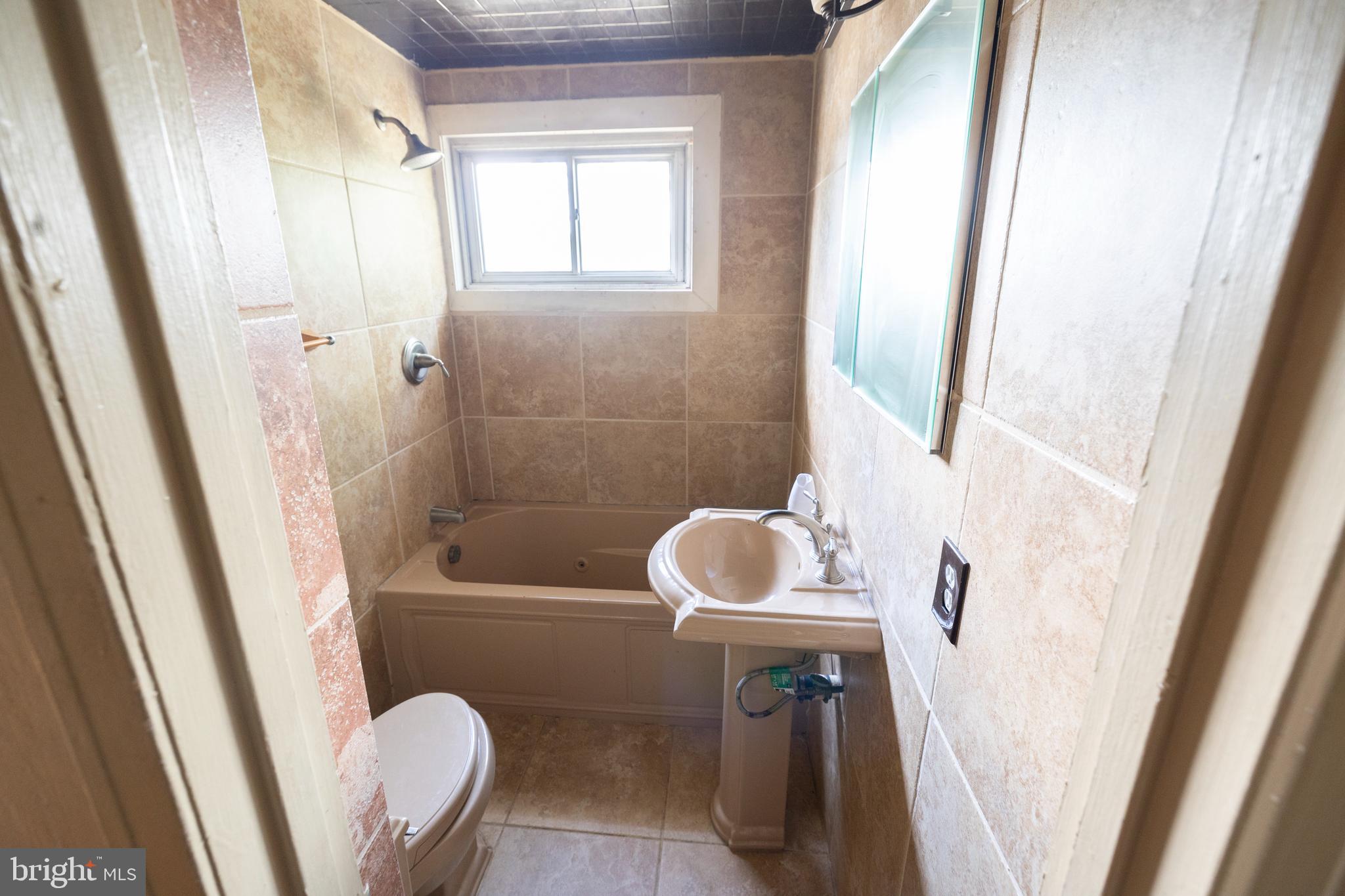 KERBY HILL - Residential