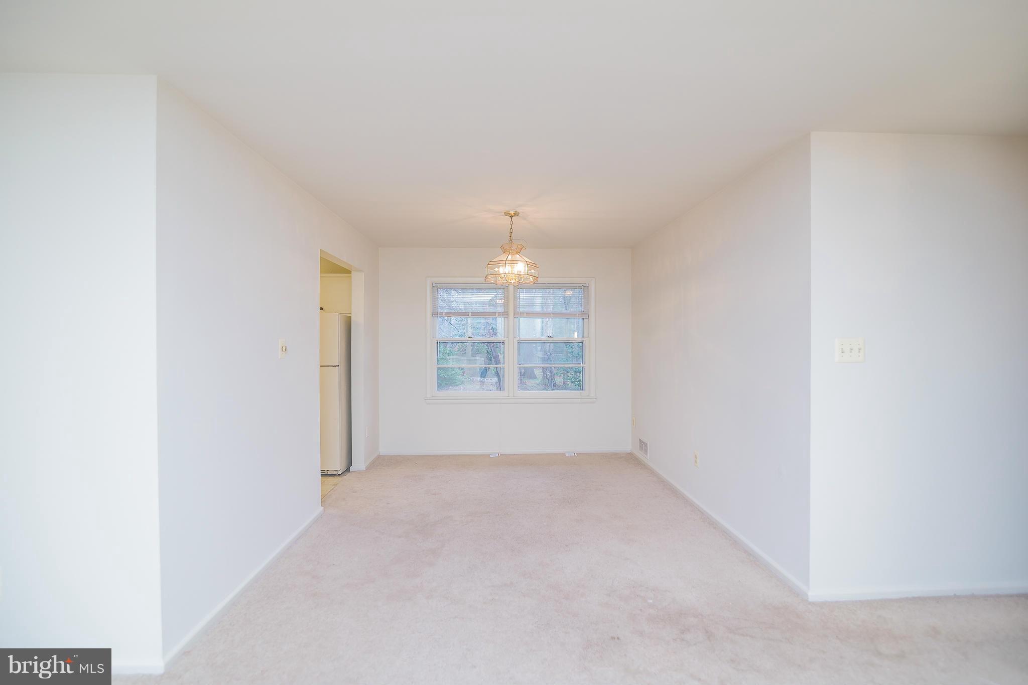 VIENNA WOODS - Residential Lease