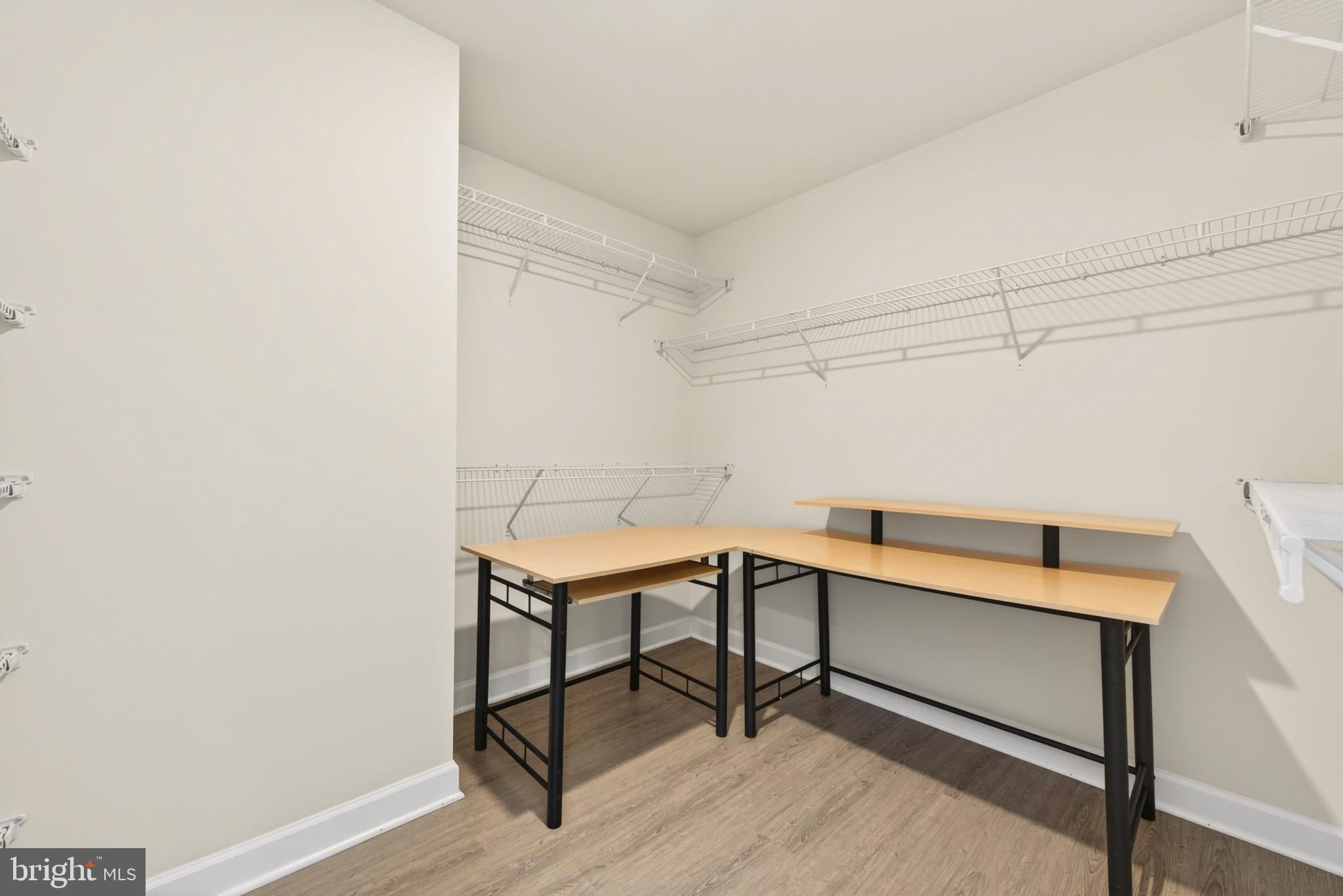 ARCOLA TOWN CENTER - Residential