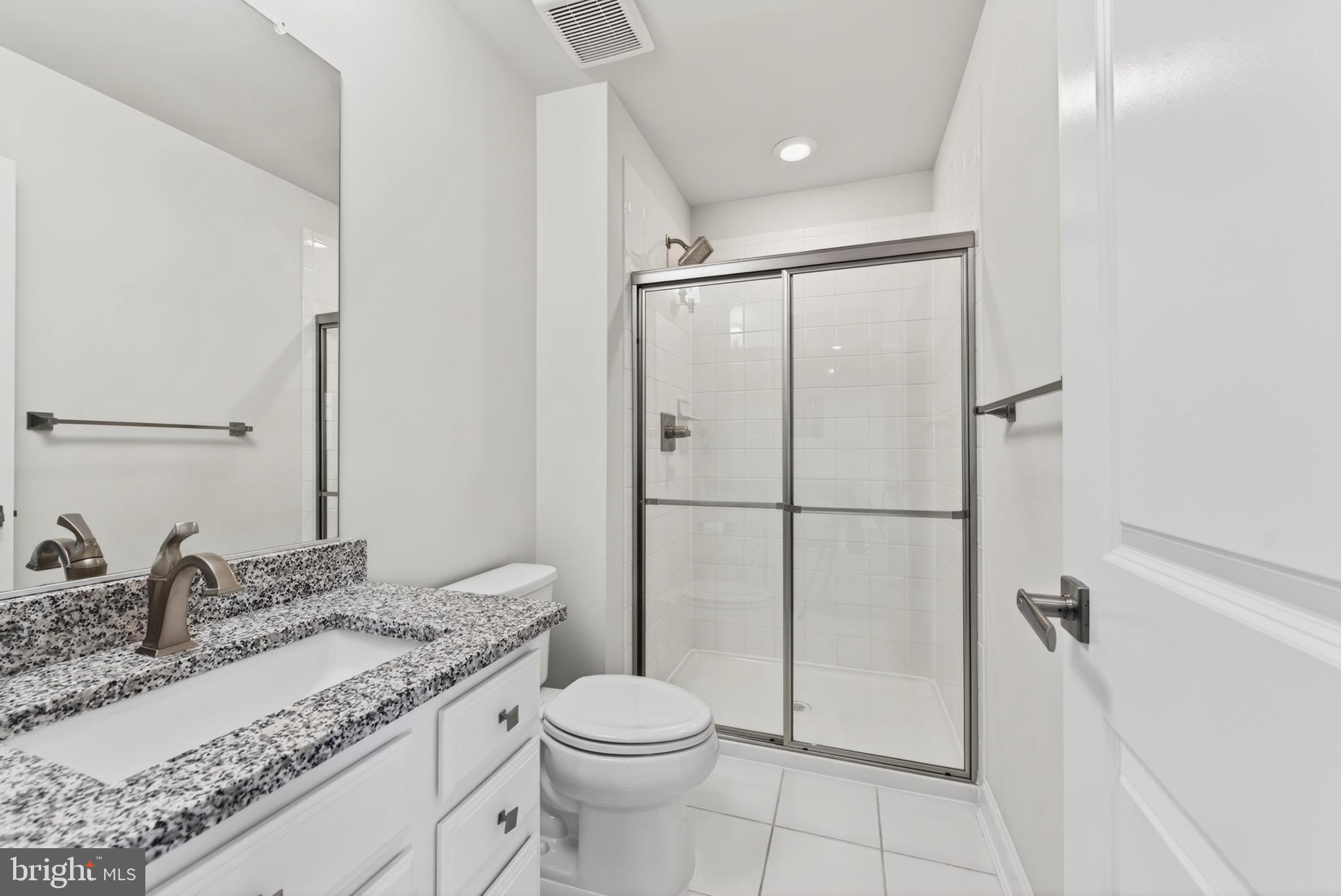 ARCOLA TOWN CENTER - Residential