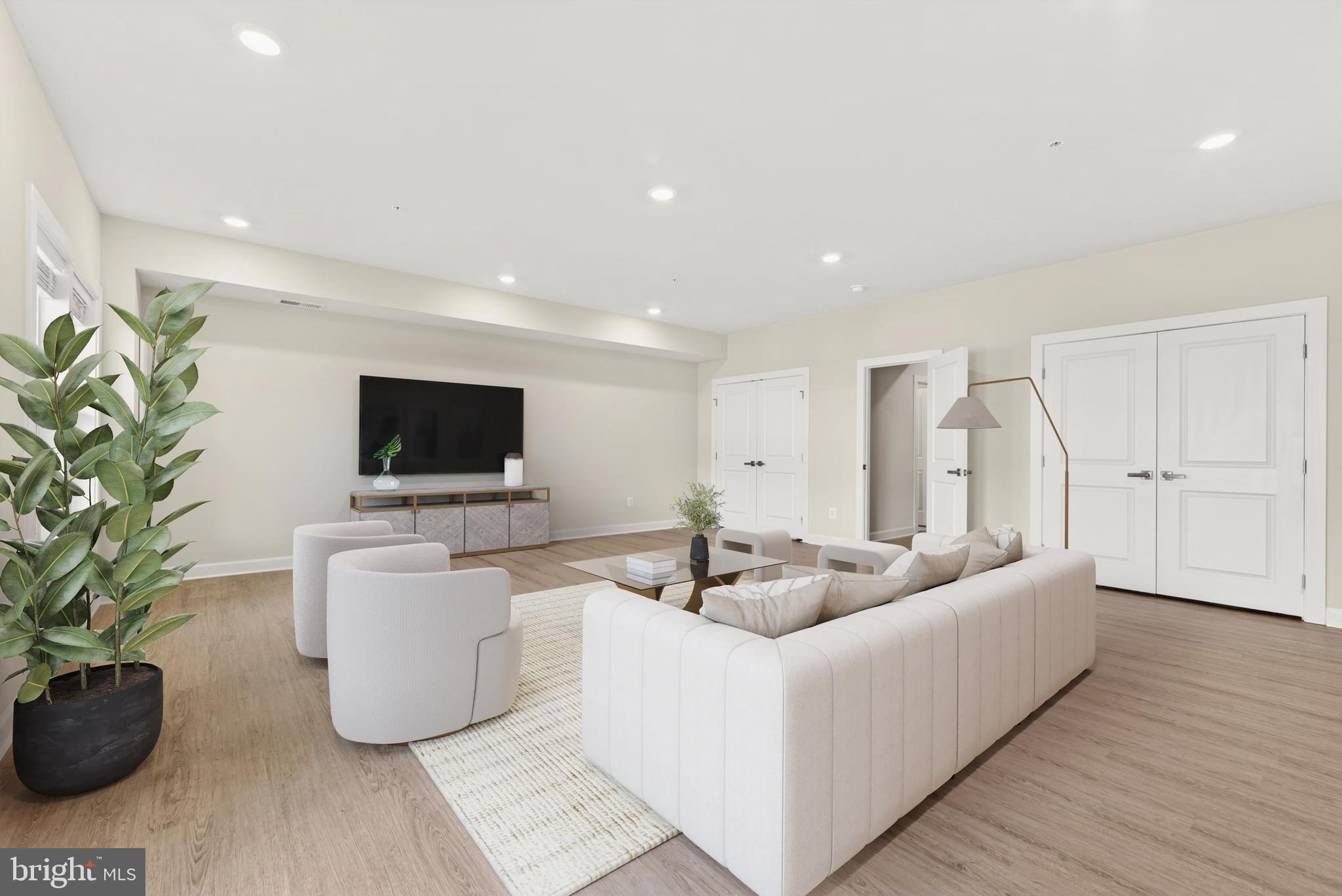 ARCOLA TOWN CENTER - Residential