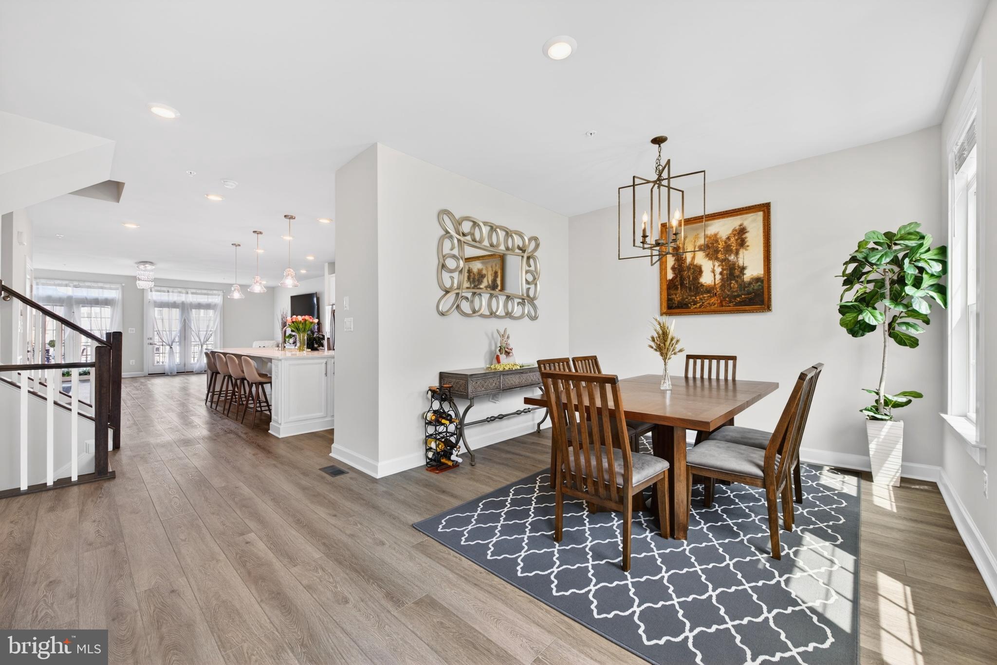 ARCOLA TOWN CENTER - Residential