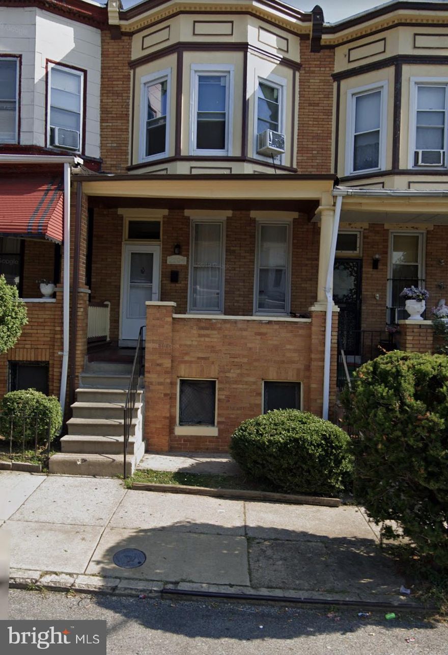 Property being sold as is, solid structure and great for starter rental portfolio. The home is being sold as is and the owner is eager to sell. All offers must accompany pre-approval or proof of funds. Earnest money to be held by listing broker / agent. All showings must be accompanied by license  agent and 24hr notice must be given.