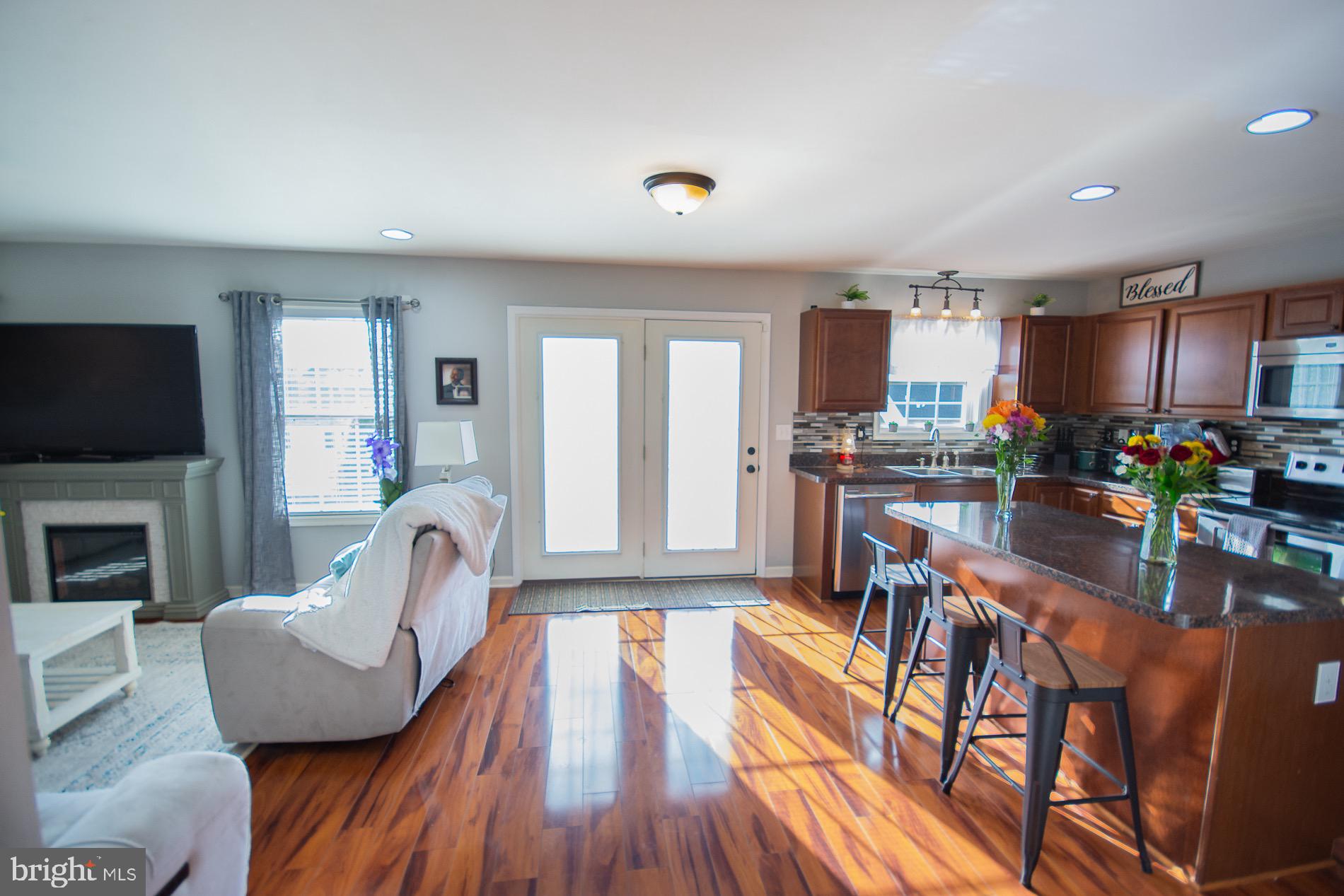 RED HILL - Residential