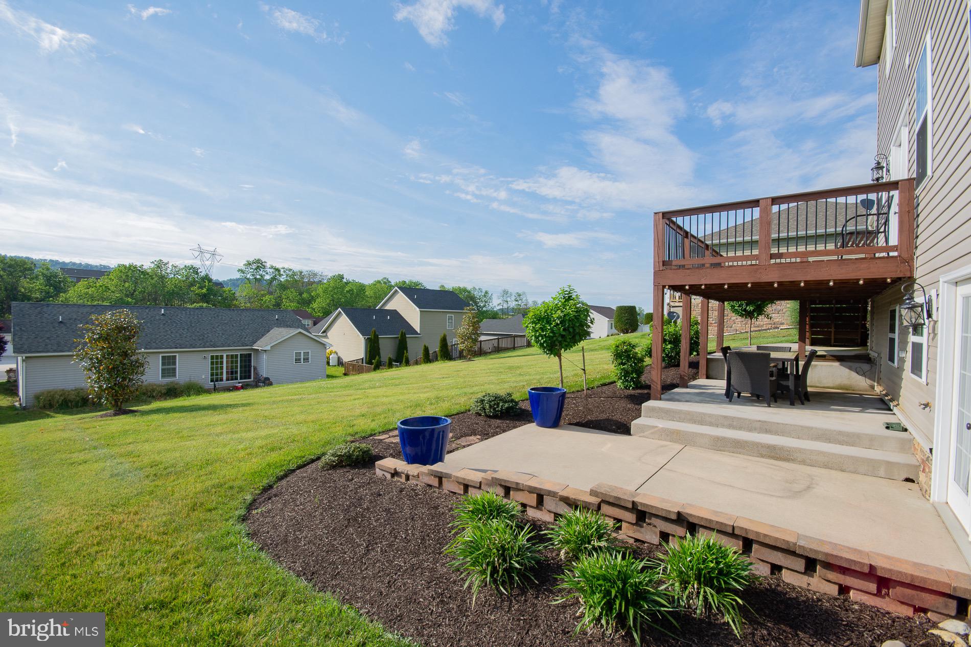 RED HILL - Residential