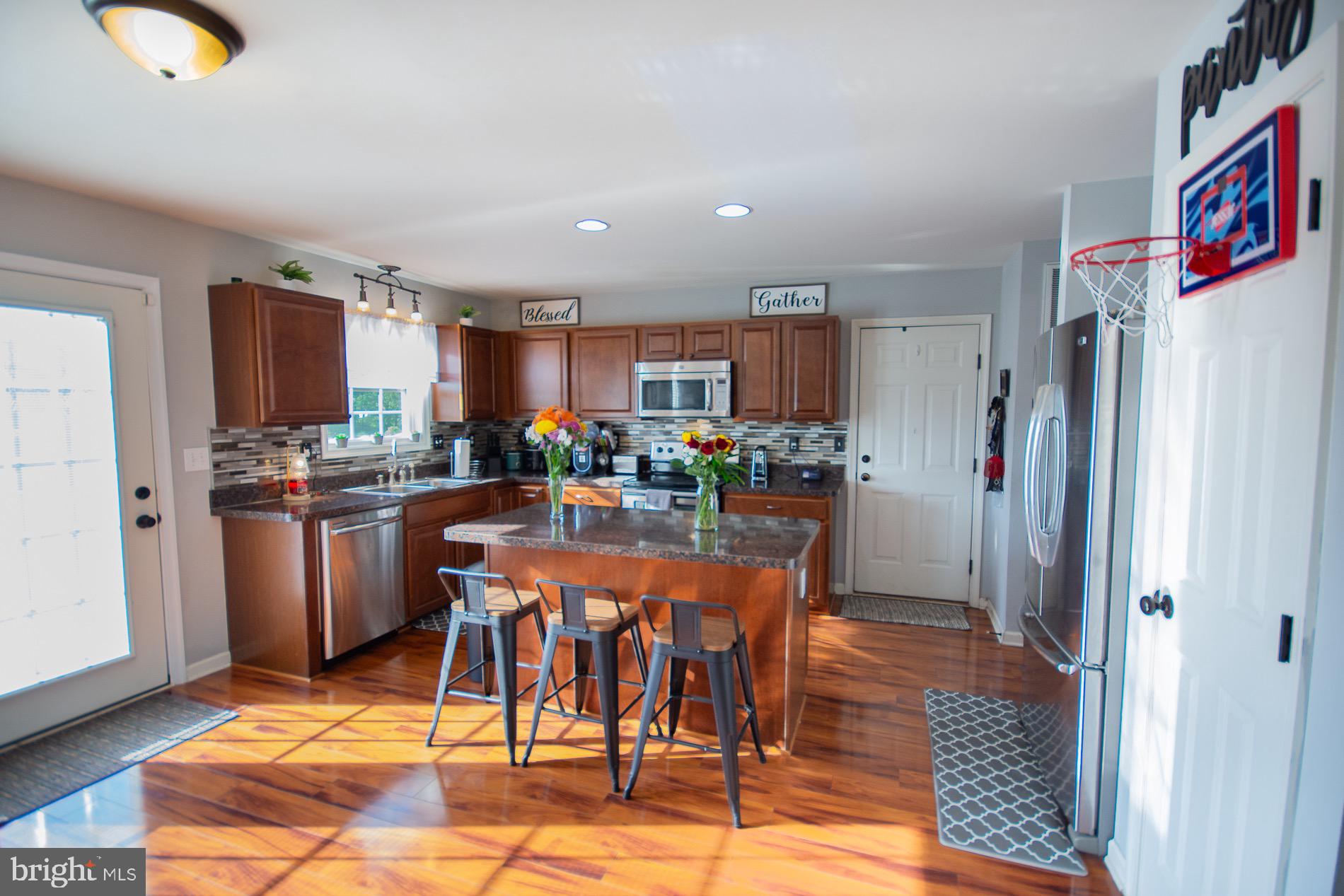 RED HILL - Residential