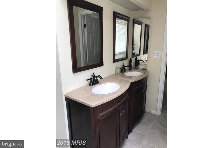 OLD BRIDGE ESTATES - Residential Lease