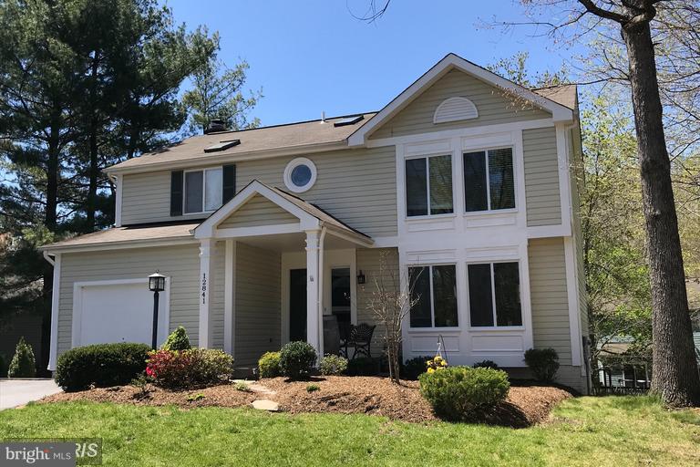 OLD BRIDGE ESTATES - Residential Lease