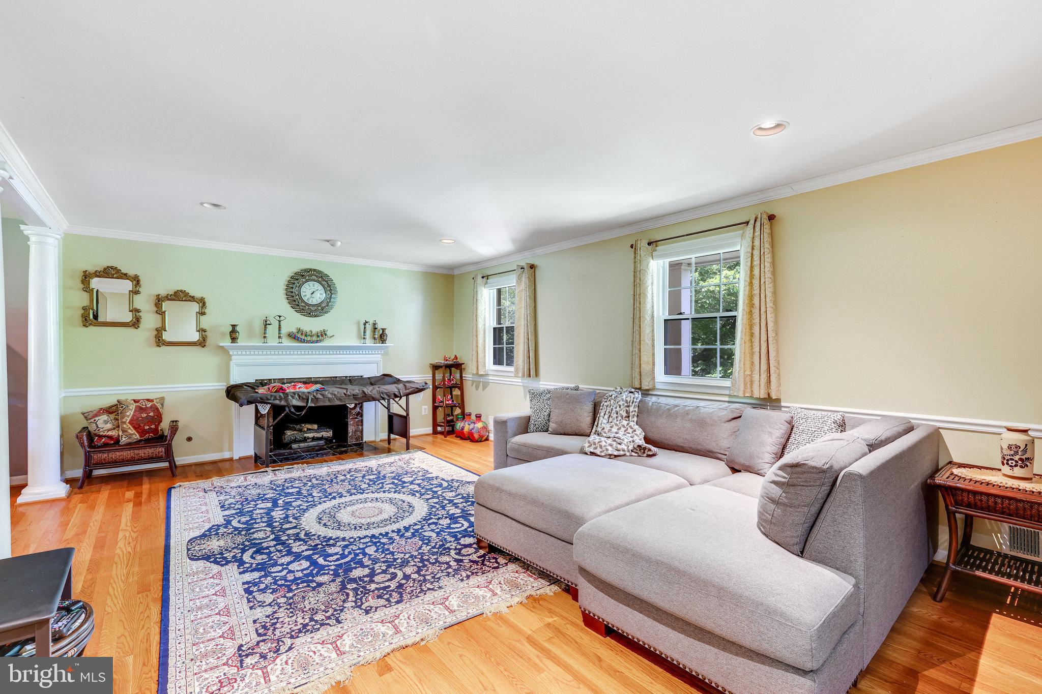 MC LEAN HAMLET - Residential Lease