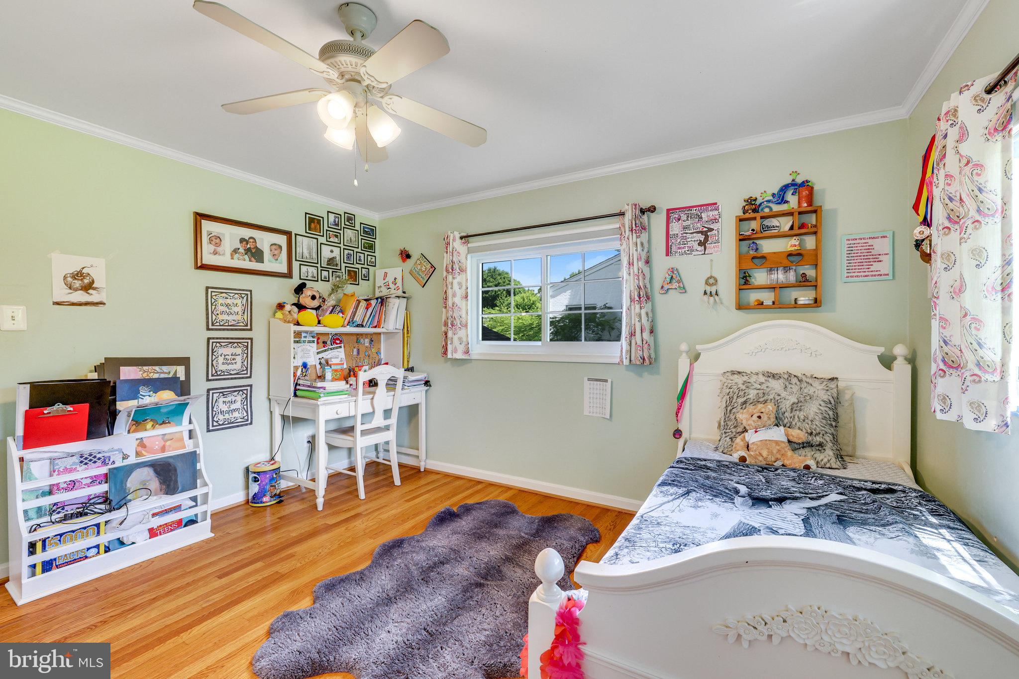 MC LEAN HAMLET - Residential Lease