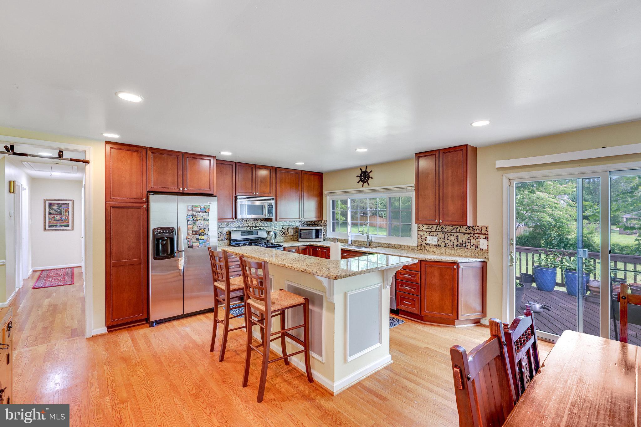 MC LEAN HAMLET - Residential Lease