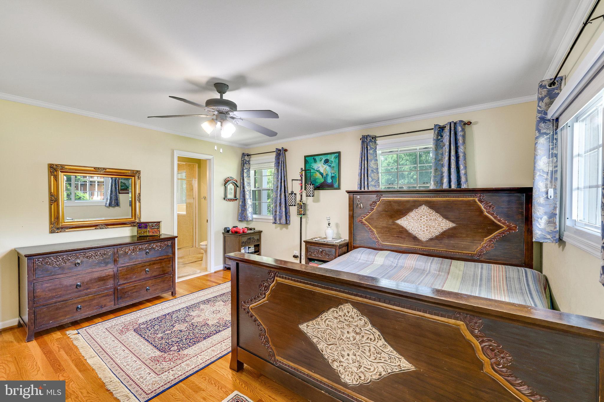 MC LEAN HAMLET - Residential Lease