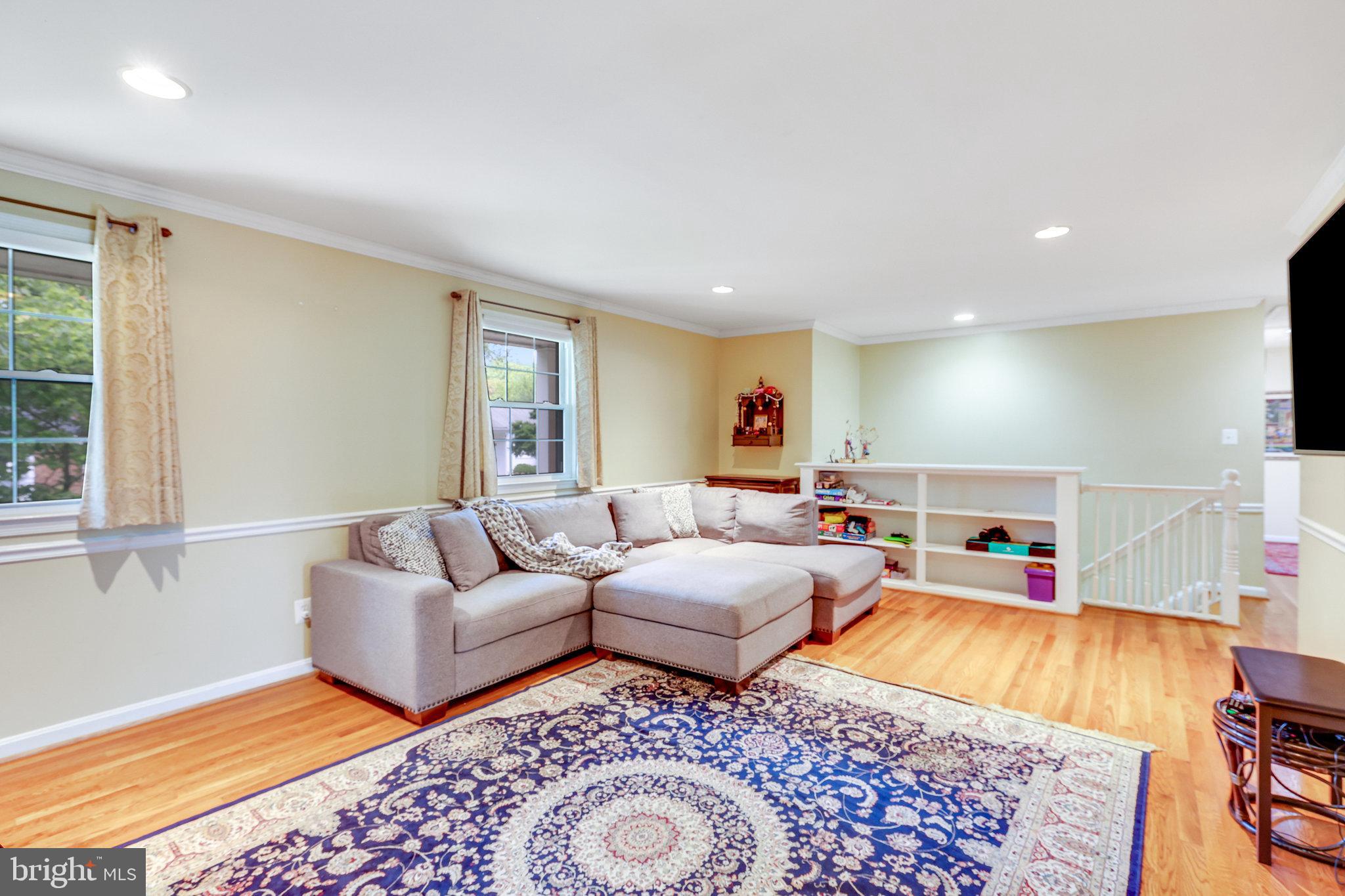 MC LEAN HAMLET - Residential Lease