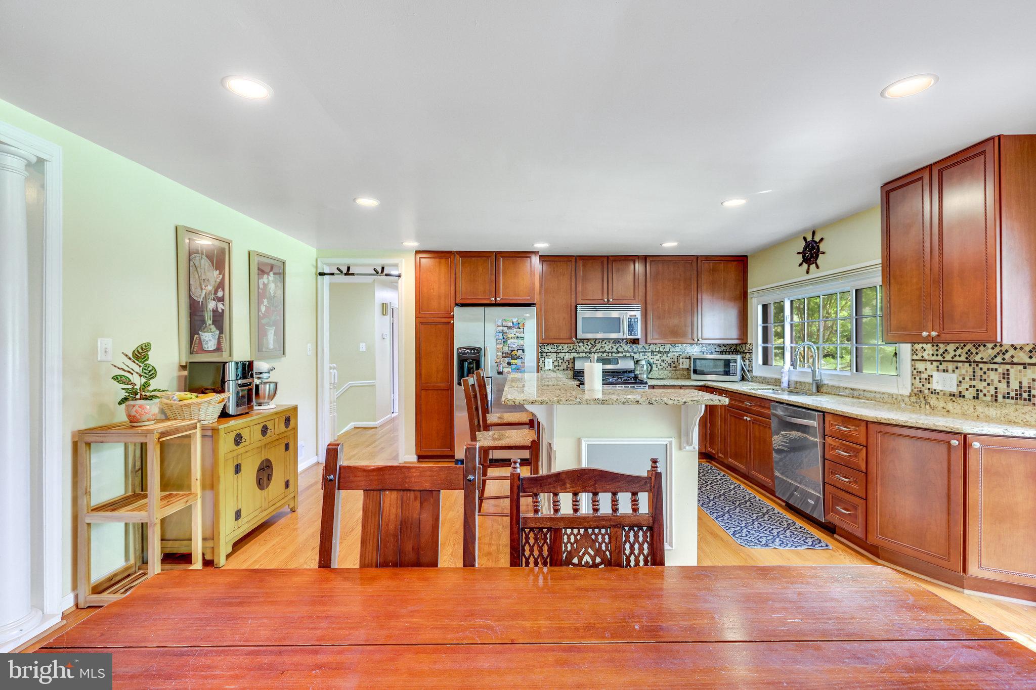 MC LEAN HAMLET - Residential Lease