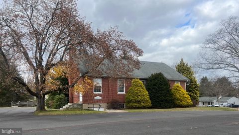 Photo of 20 Perkiomen Avenue, SPRING MOUNT, PA 19478 (MLS # PAMC2164240)