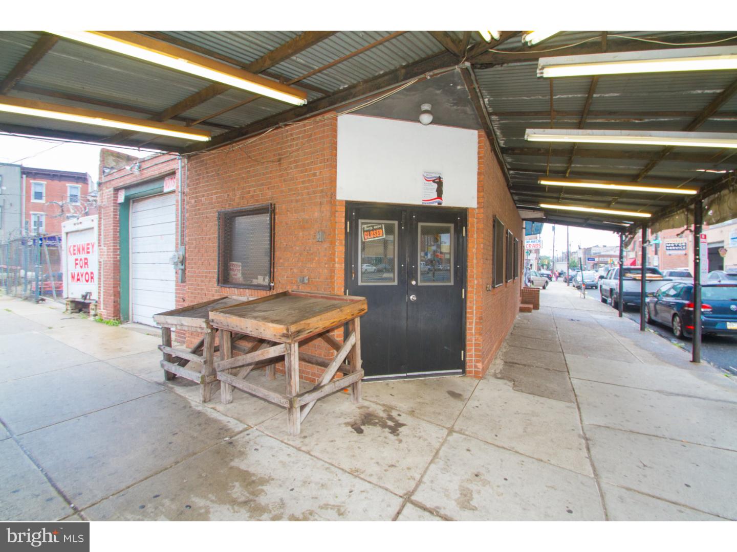 PASSYUNK SQUARE - Commercial Sale