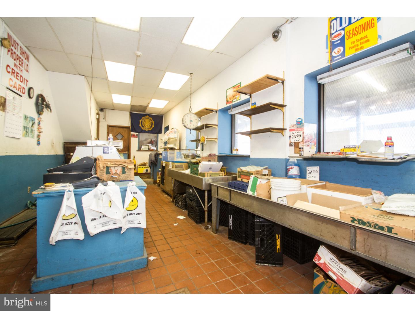 PASSYUNK SQUARE - Commercial Sale