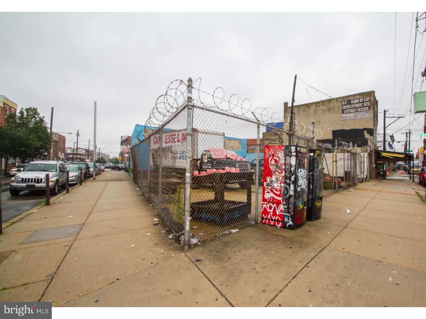 PASSYUNK SQUARE - Commercial Sale