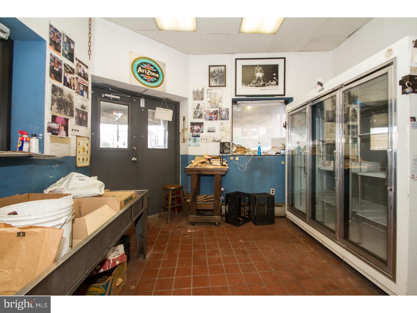 PASSYUNK SQUARE - Commercial Sale