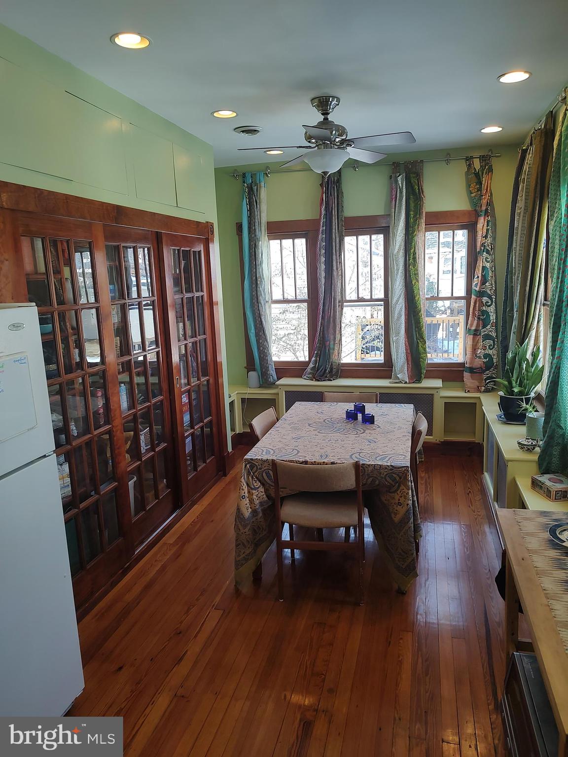 RIVERDALE PARK - Residential