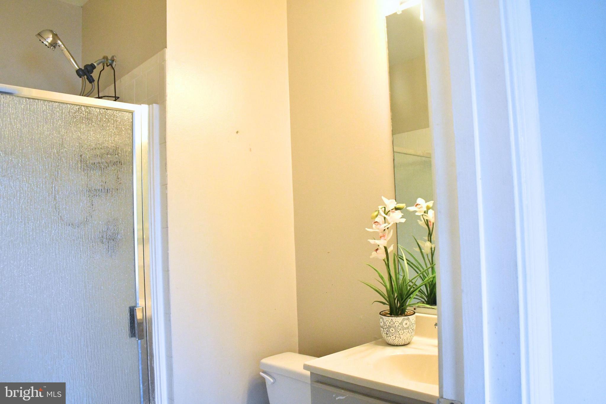 VALLEY STREAM ESTATES - Residential