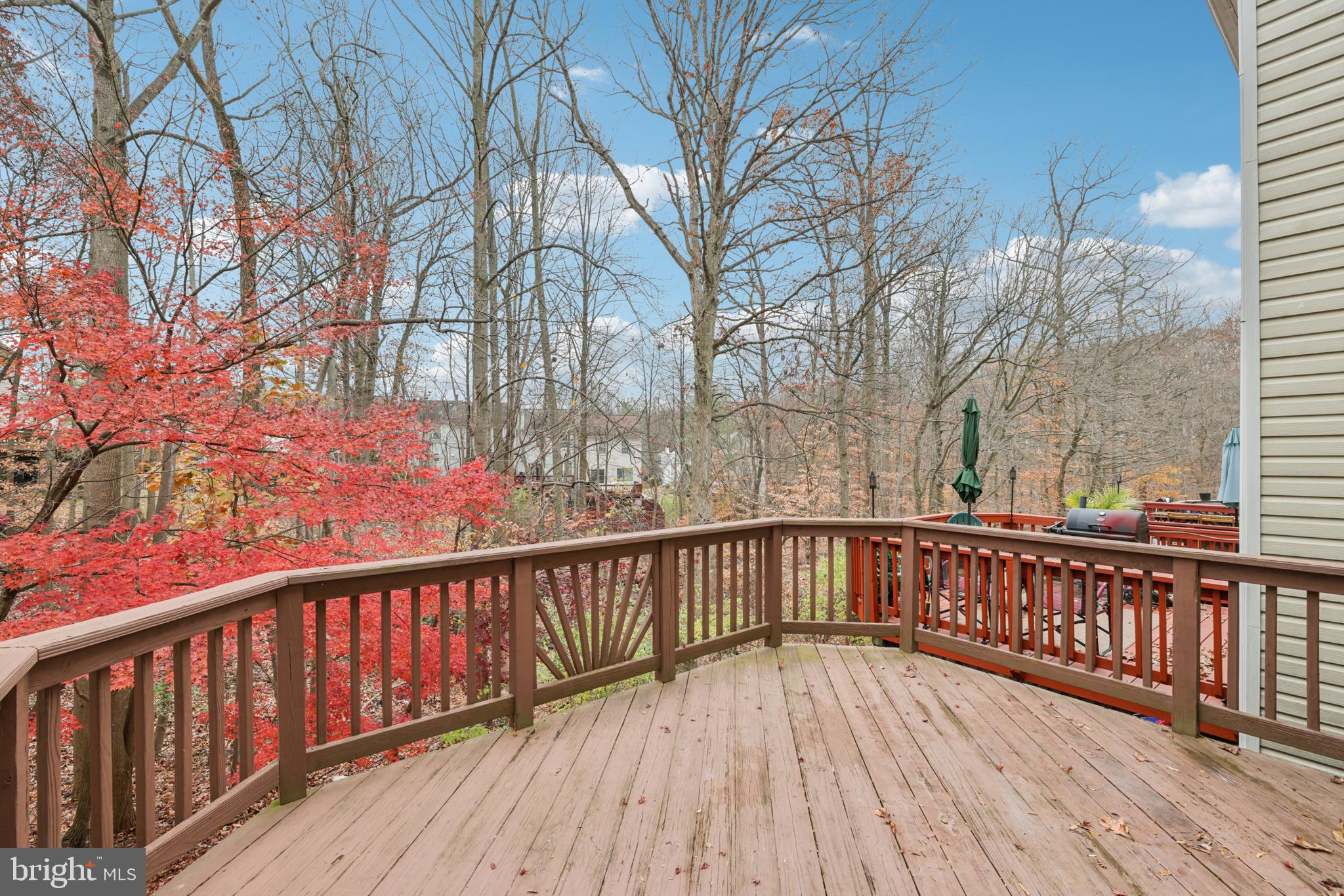 VALLEY STREAM ESTATES - Residential