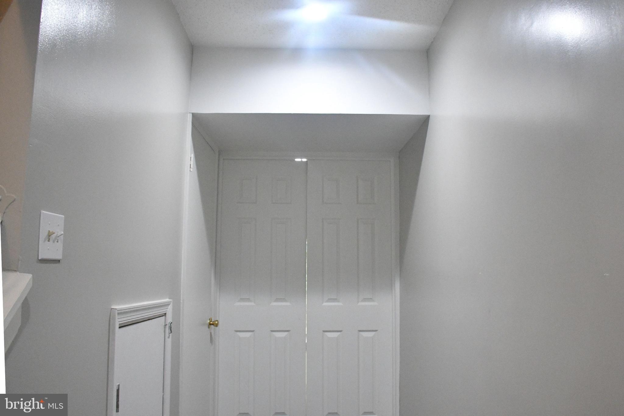 VALLEY STREAM ESTATES - Residential