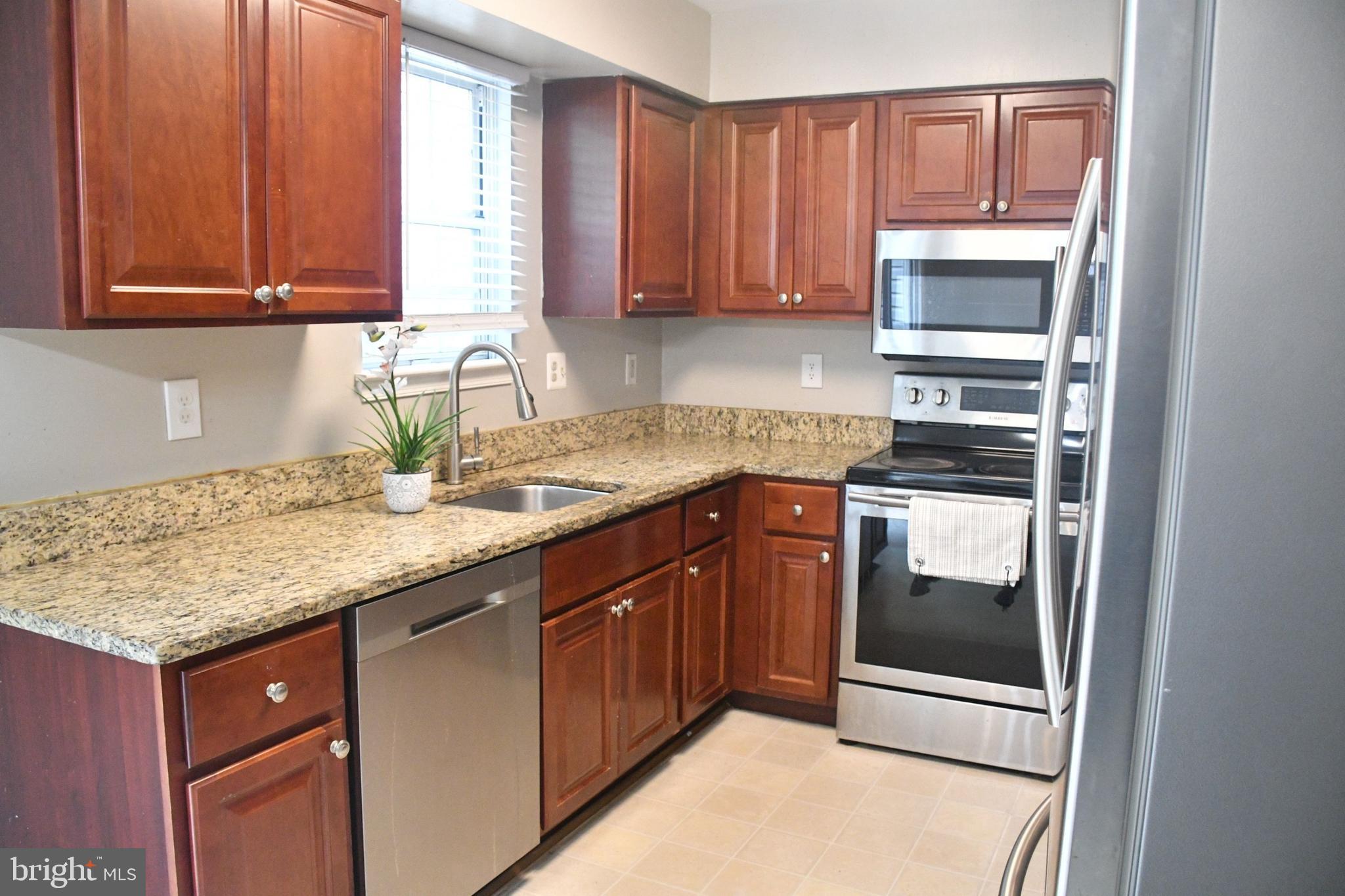 VALLEY STREAM ESTATES - Residential