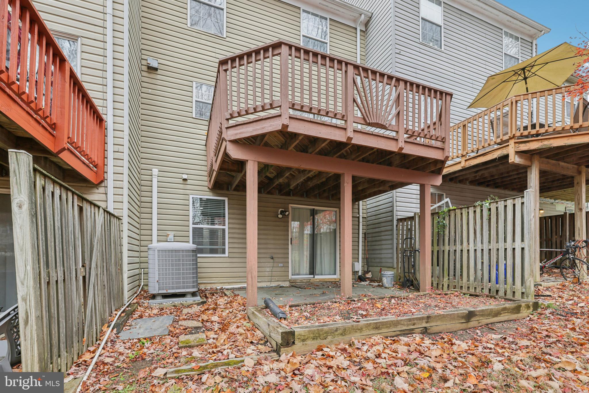 VALLEY STREAM ESTATES - Residential