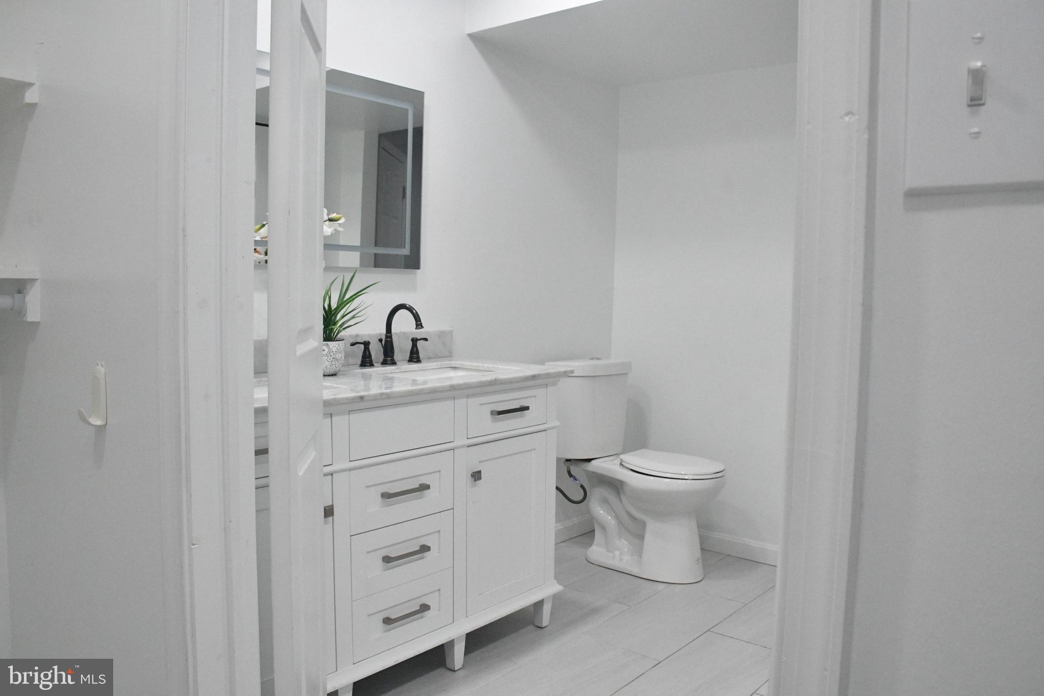 VALLEY STREAM ESTATES - Residential