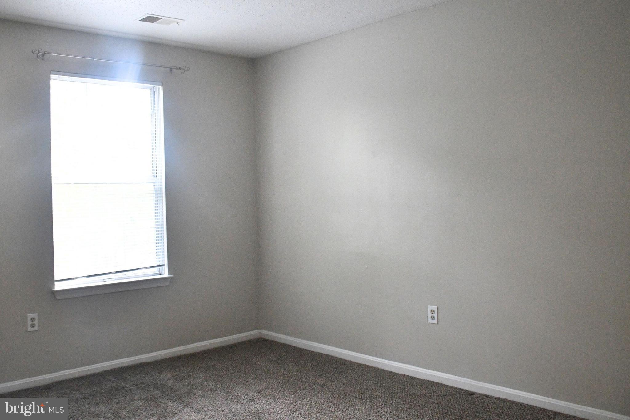 VALLEY STREAM ESTATES - Residential