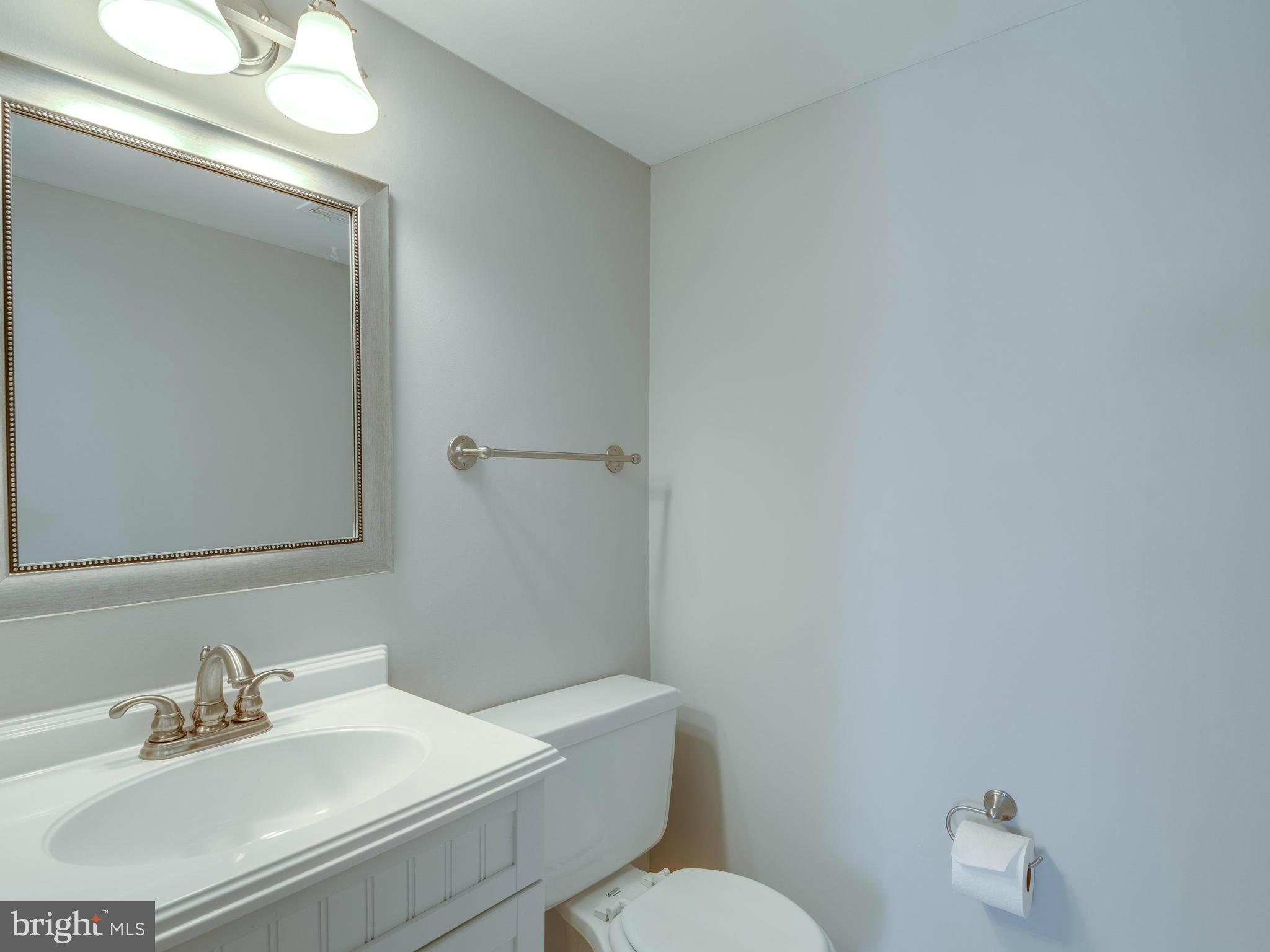 CRESTBROOK - Residential