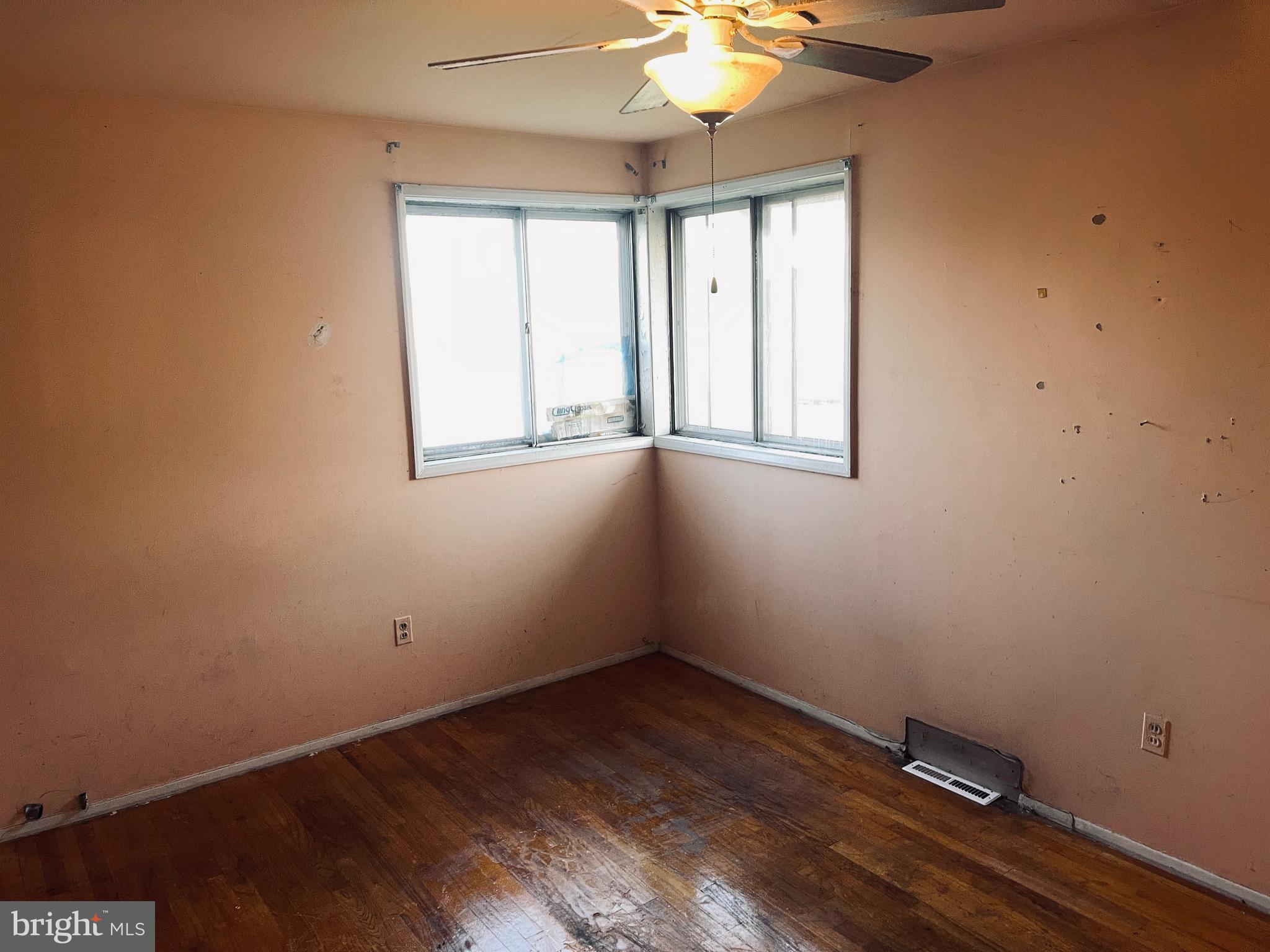 WINDSOR - Residential