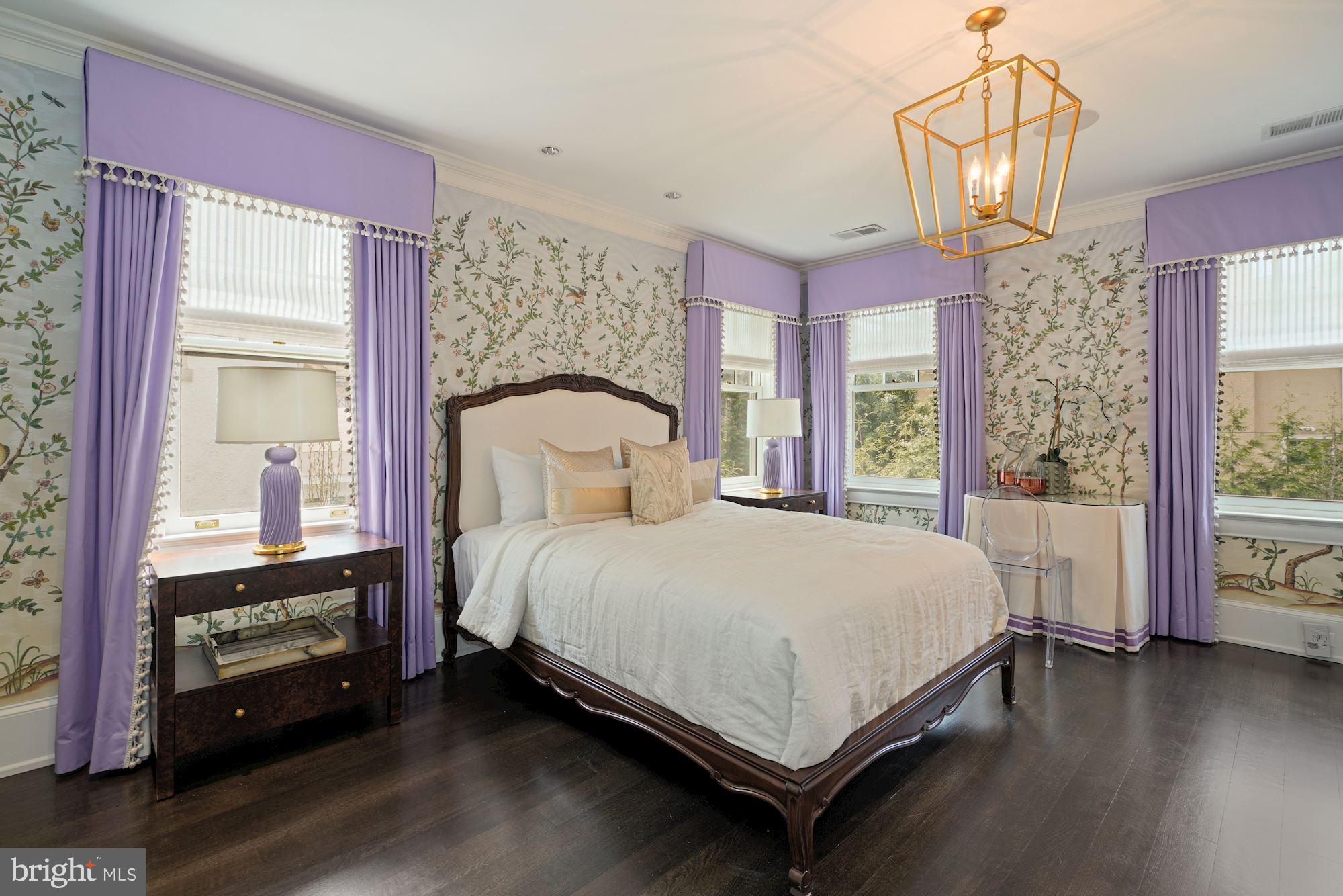 CLEVELAND PARK - Residential