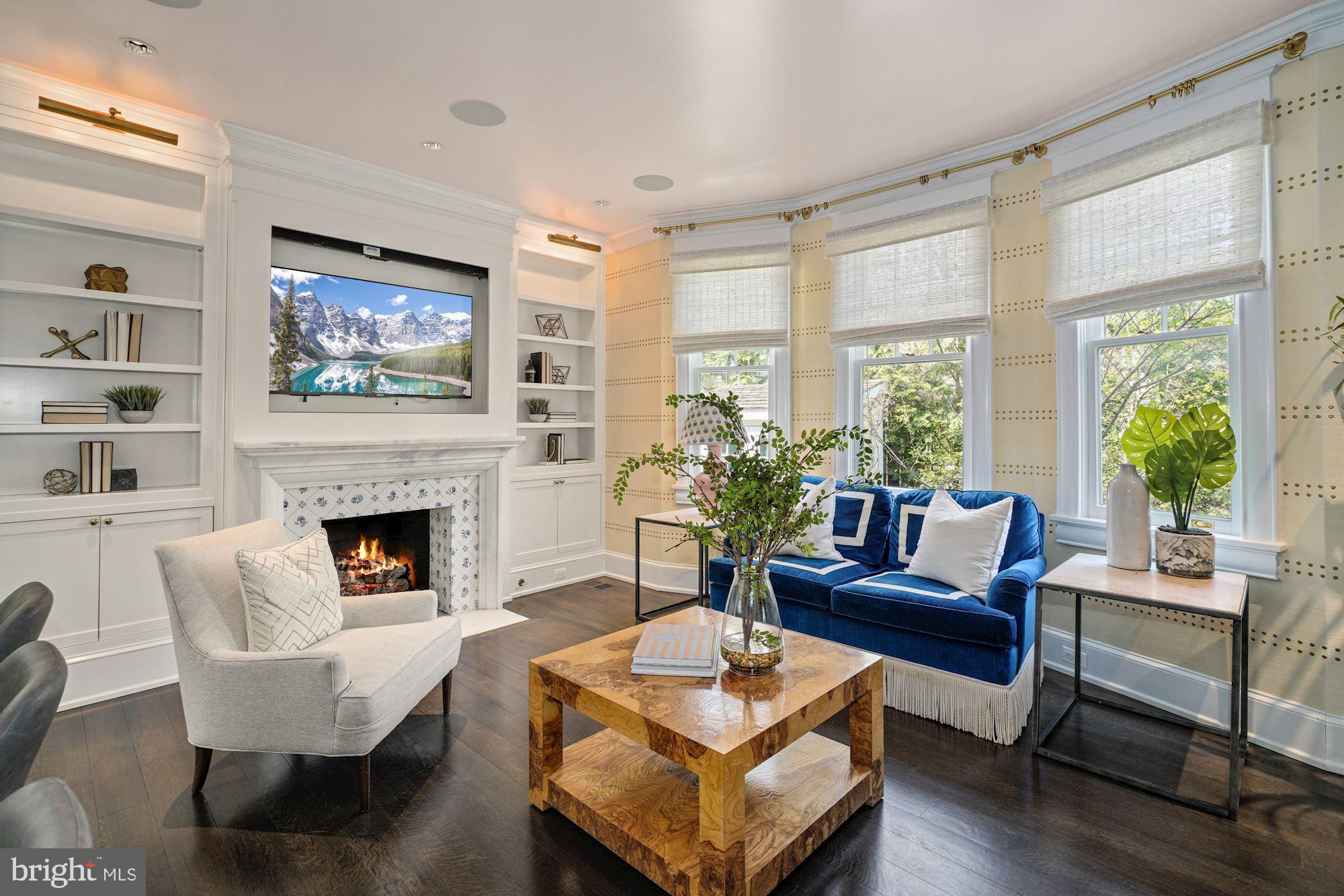 CLEVELAND PARK - Residential