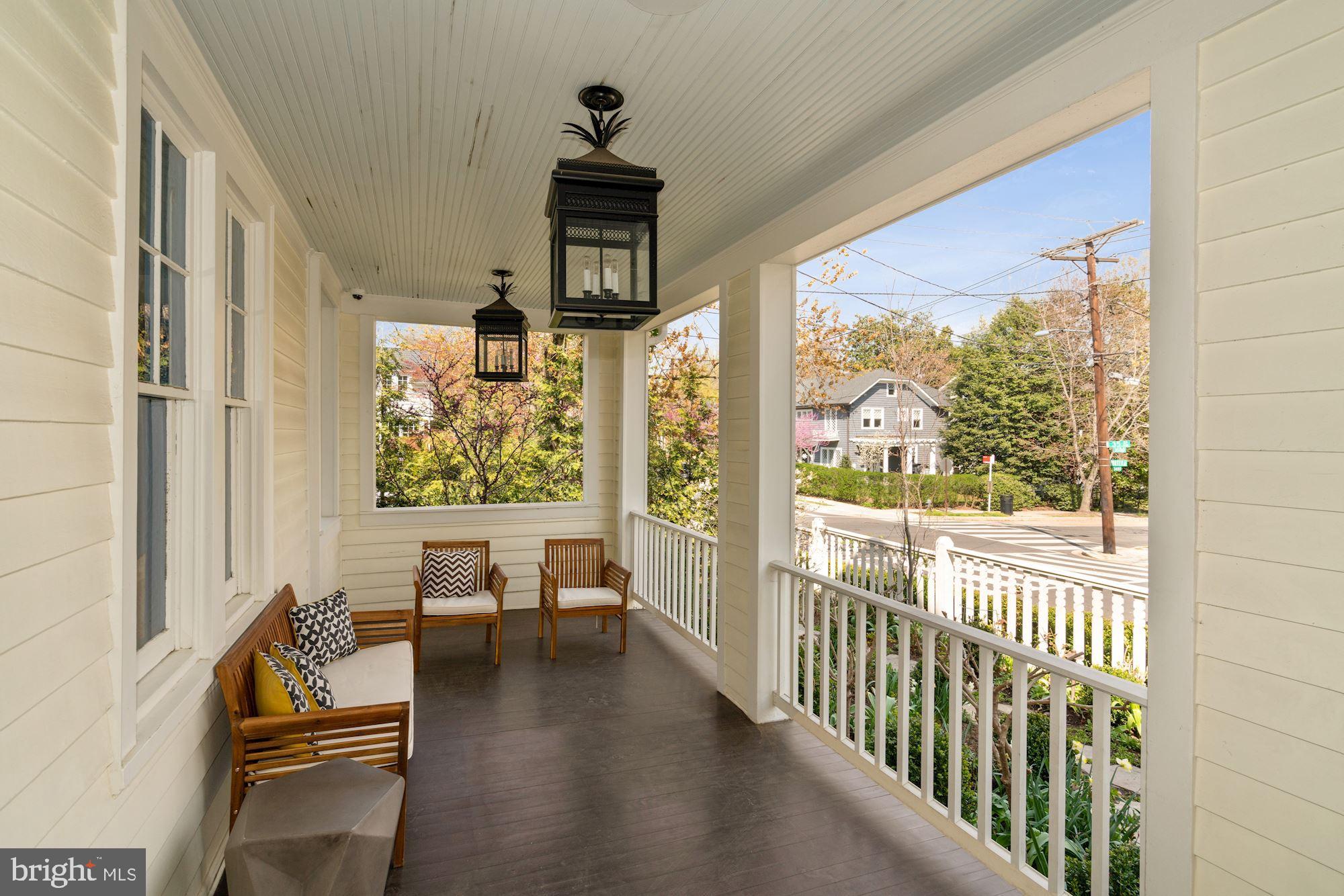 CLEVELAND PARK - Residential