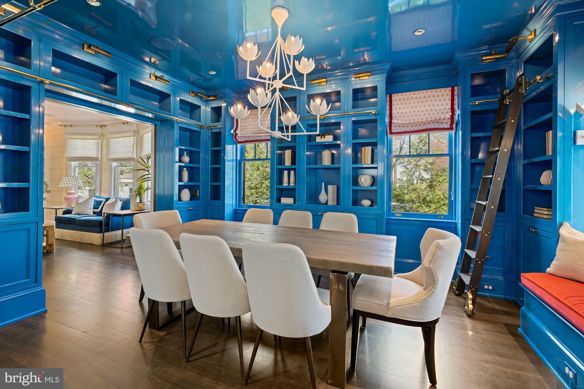 CLEVELAND PARK - Residential