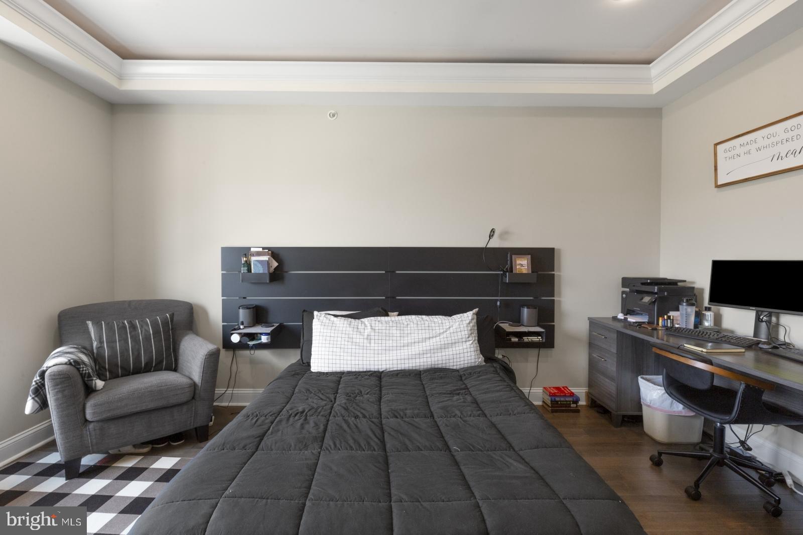 KENSINGTON - Residential Lease