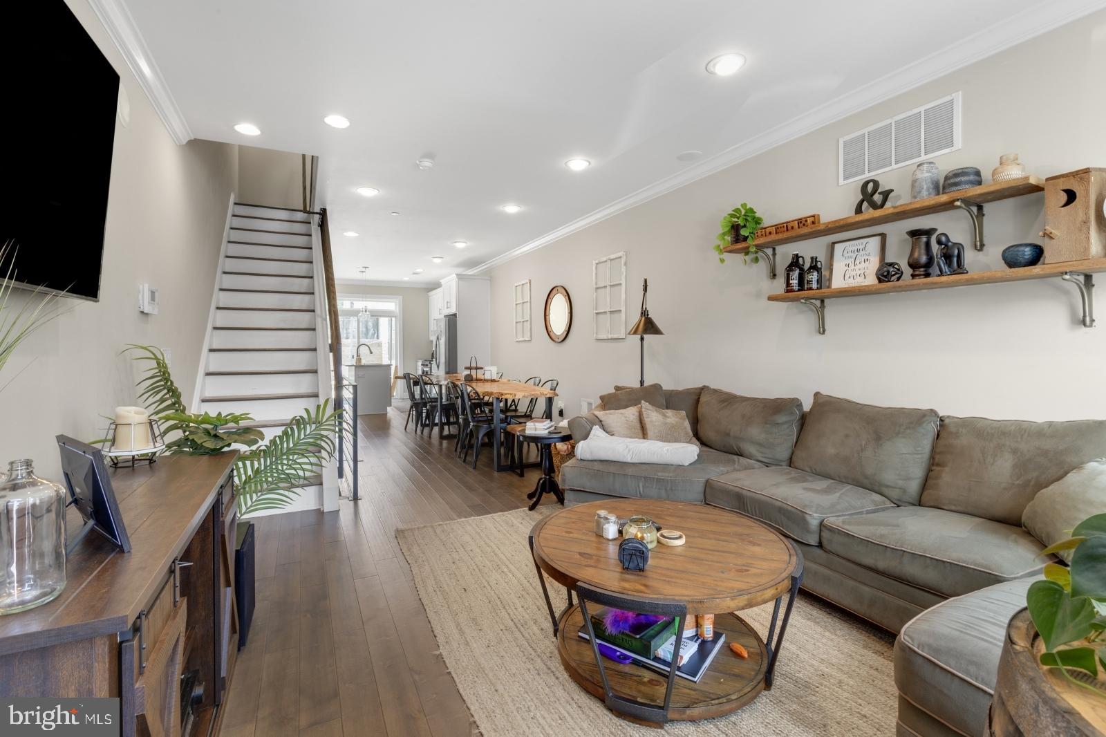 KENSINGTON - Residential Lease