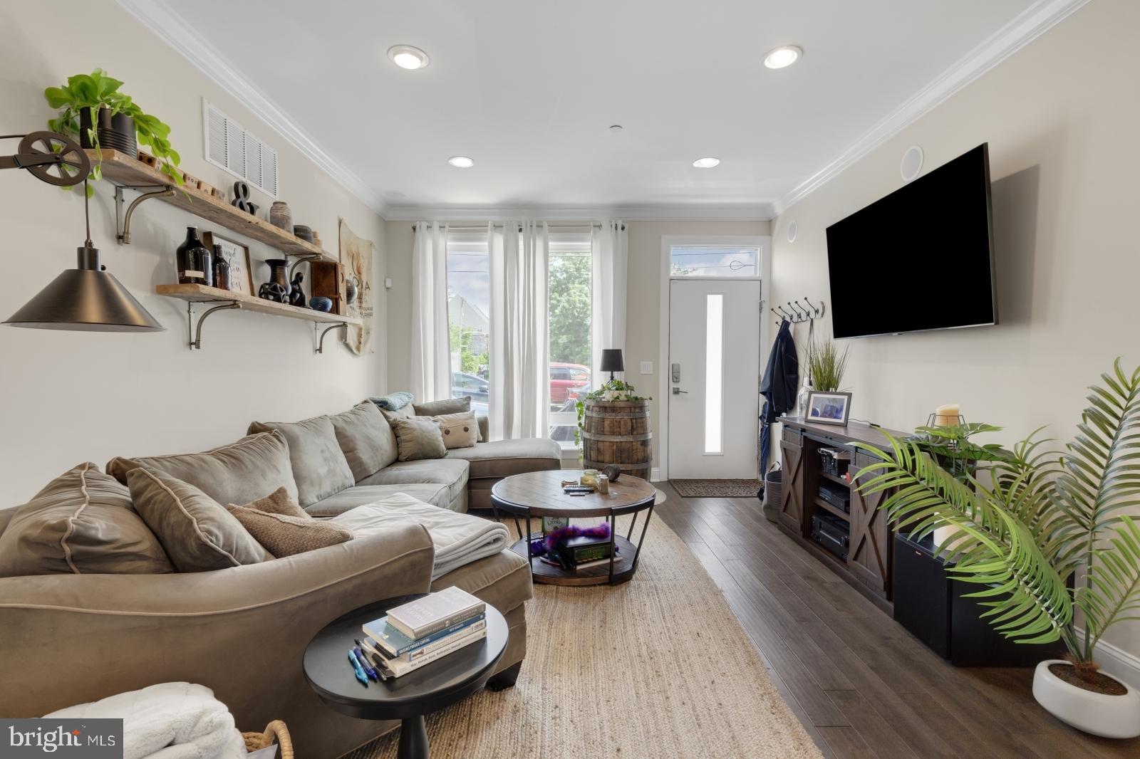 KENSINGTON - Residential Lease