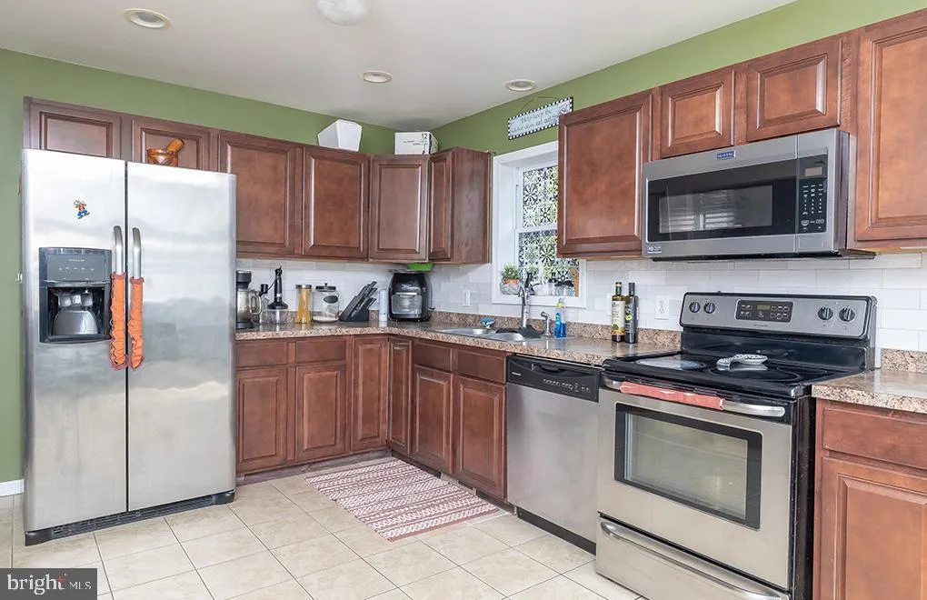 Rio Grande, New Jersey 08242, United States, 3 Bedrooms Bedrooms, ,2 BathroomsBathrooms,Residential,Active,84739