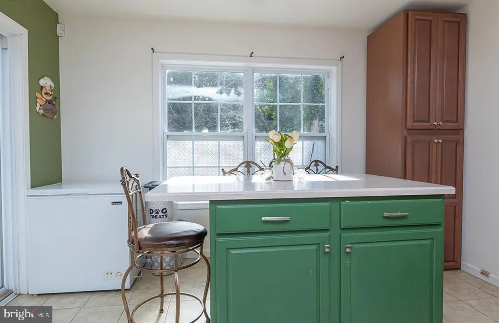 Rio Grande, New Jersey 08242, United States, 3 Bedrooms Bedrooms, ,2 BathroomsBathrooms,Residential,Active,84739