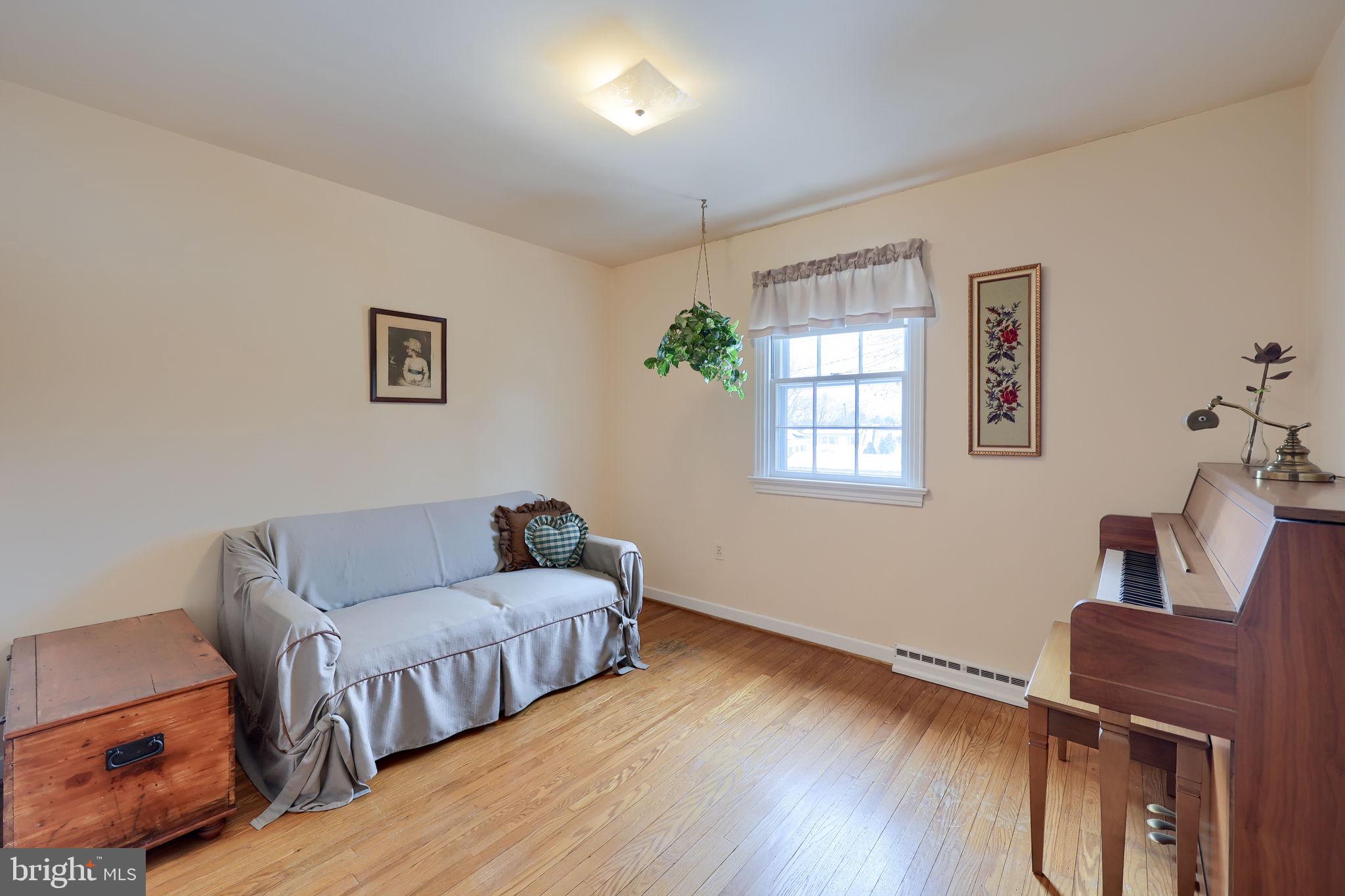 SHAARON PARK - Residential