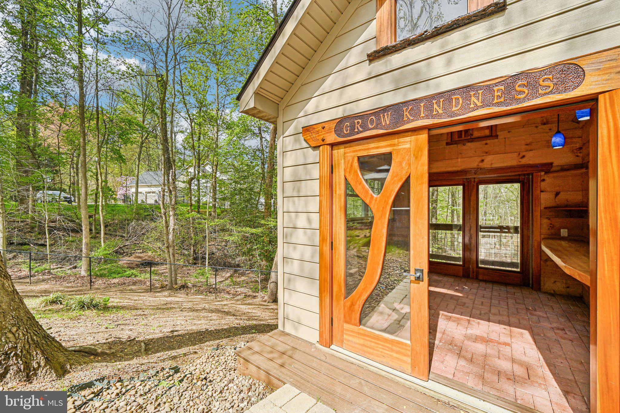 CRESCENT RIDGE - Residential