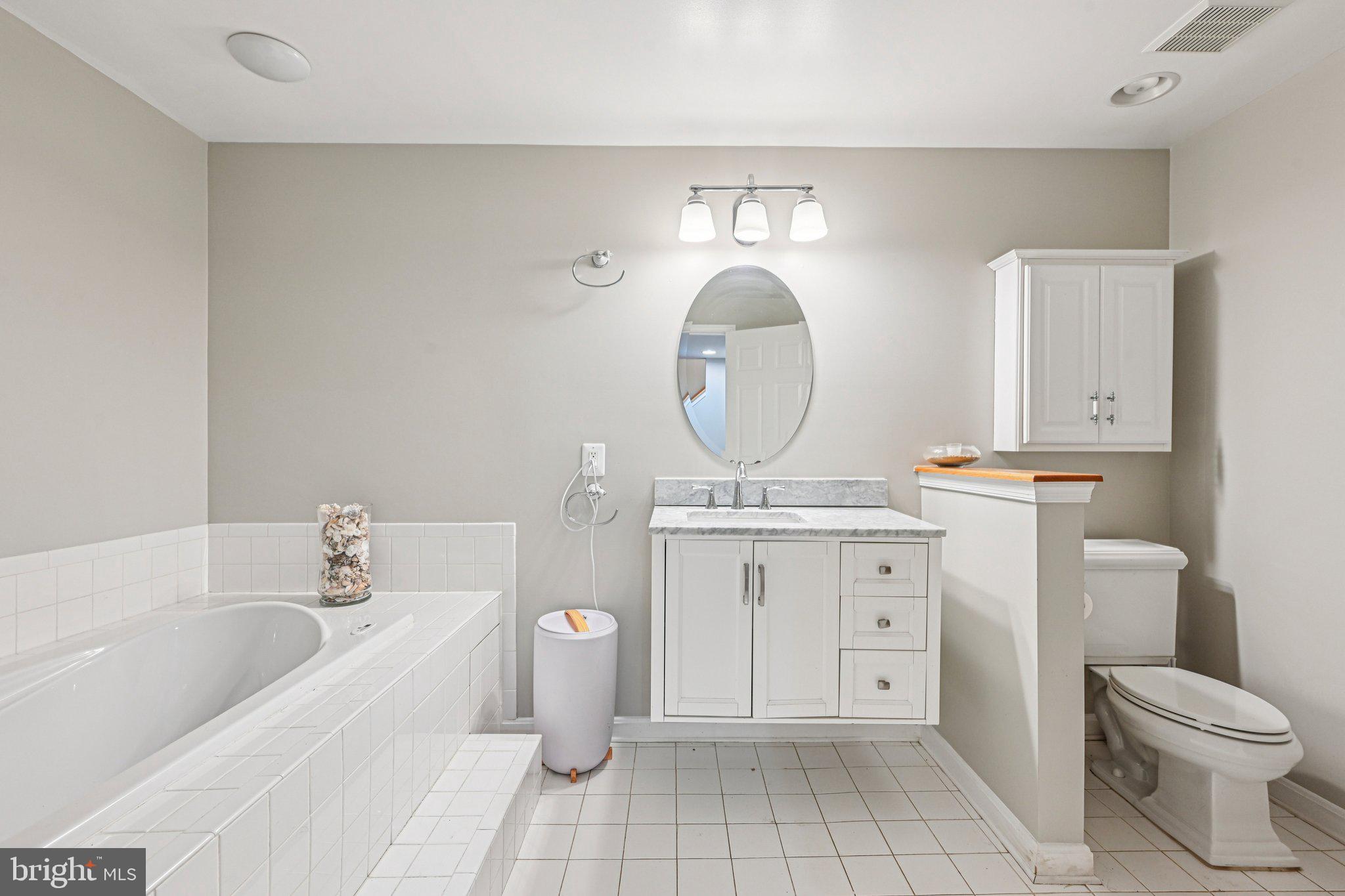 CRESCENT RIDGE - Residential