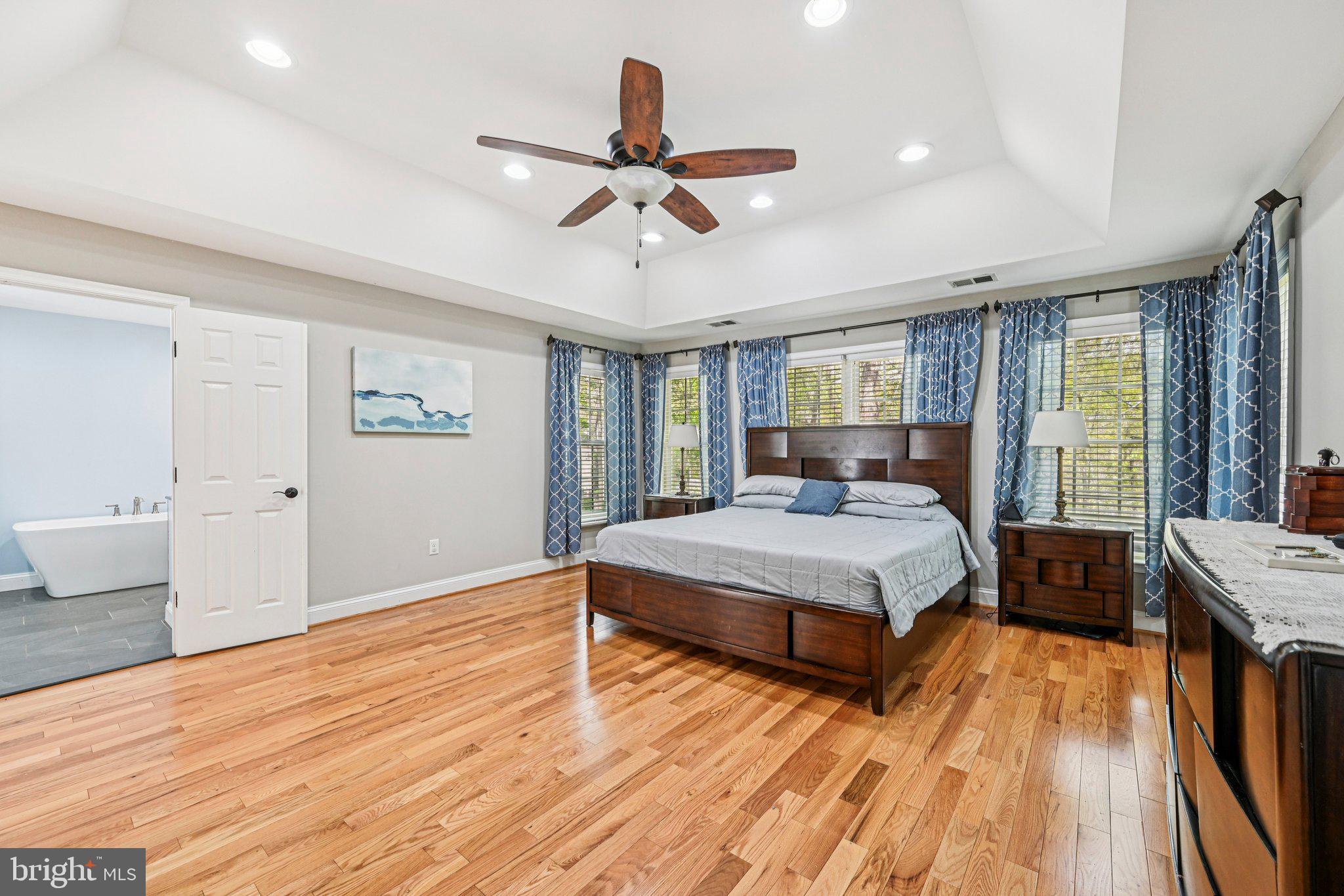 CRESCENT RIDGE - Residential