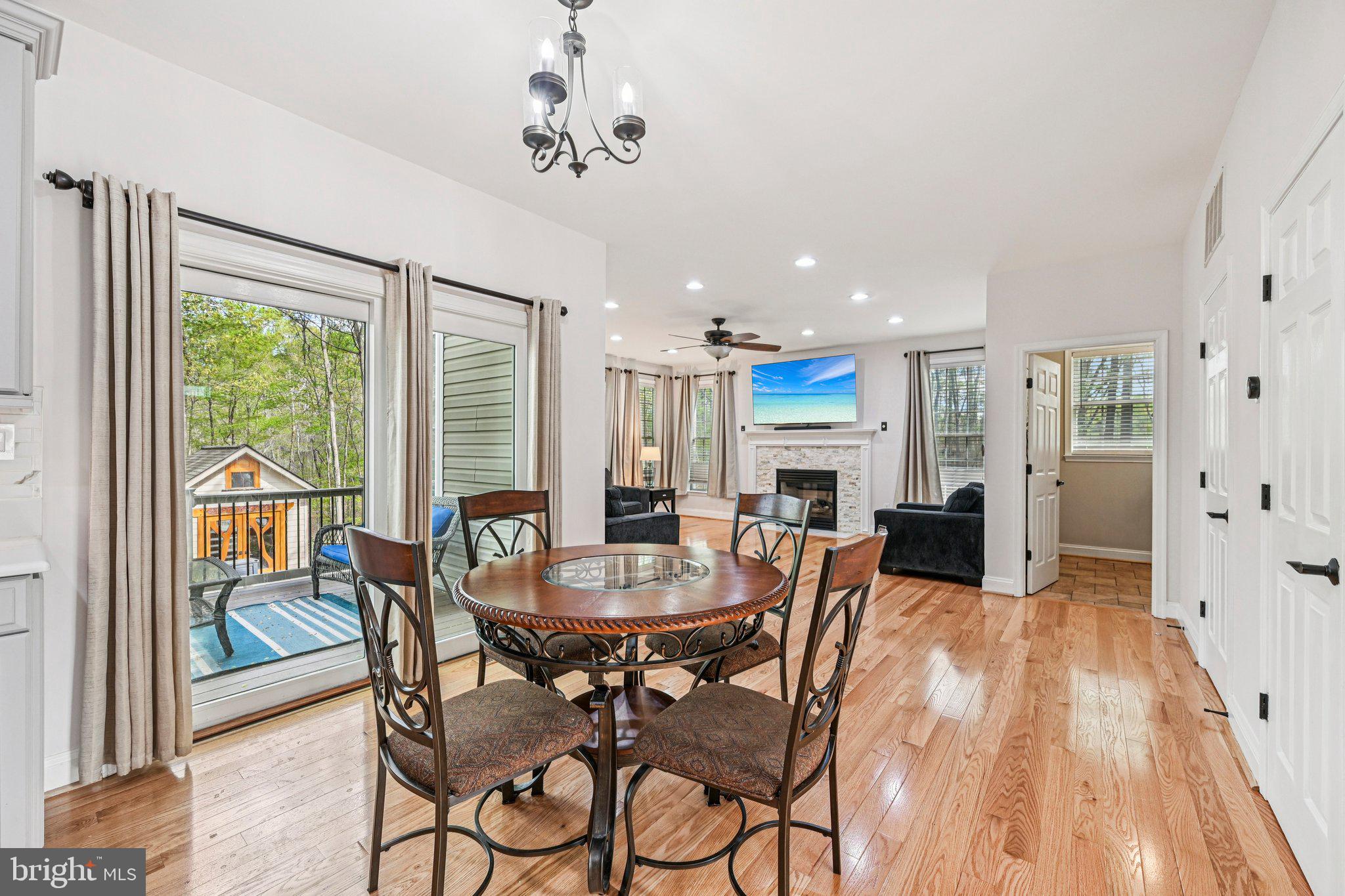 CRESCENT RIDGE - Residential