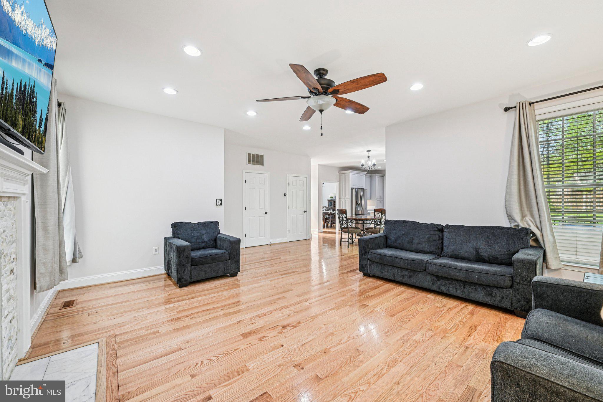 CRESCENT RIDGE - Residential