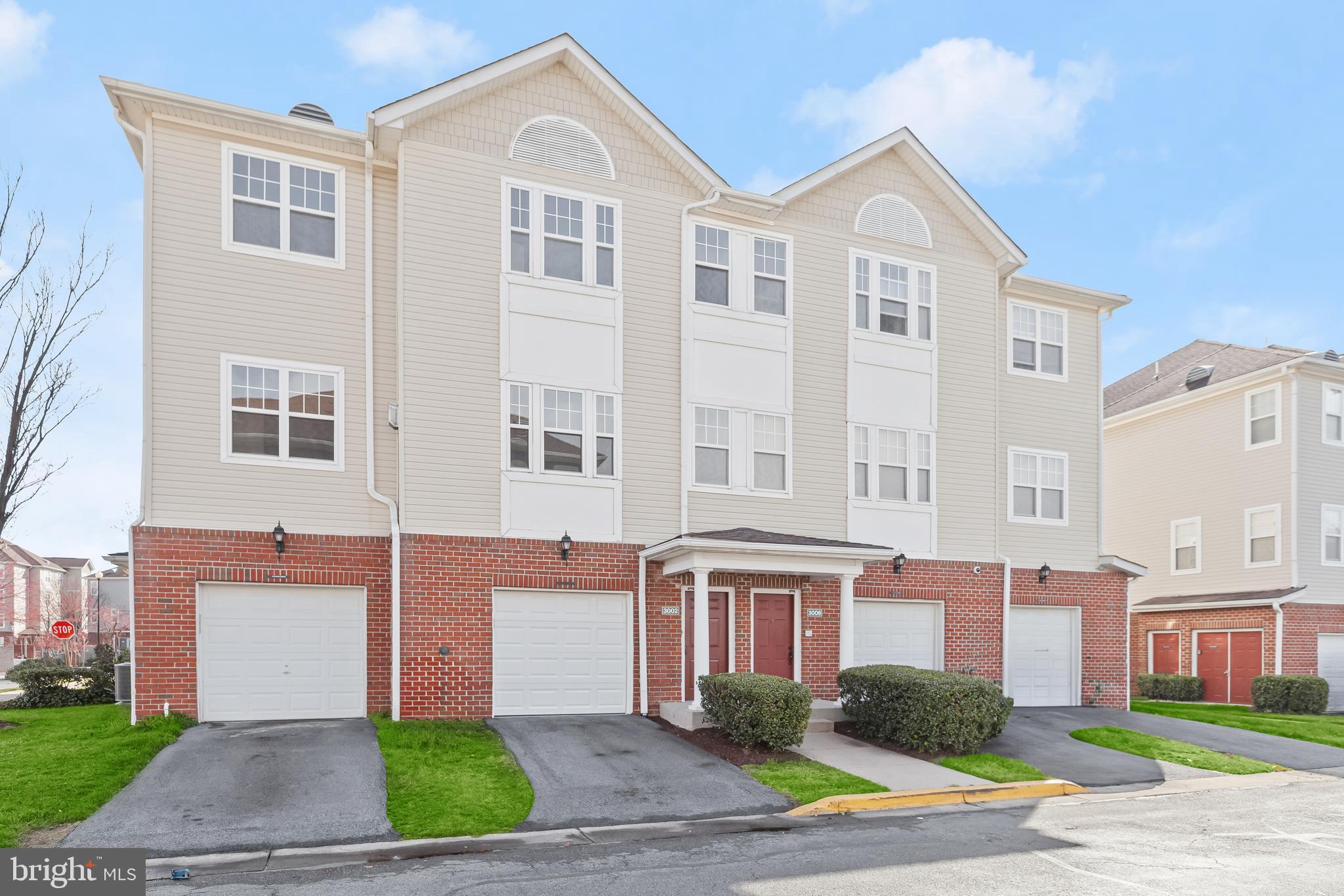 WINDSOR CROSSING - Residential